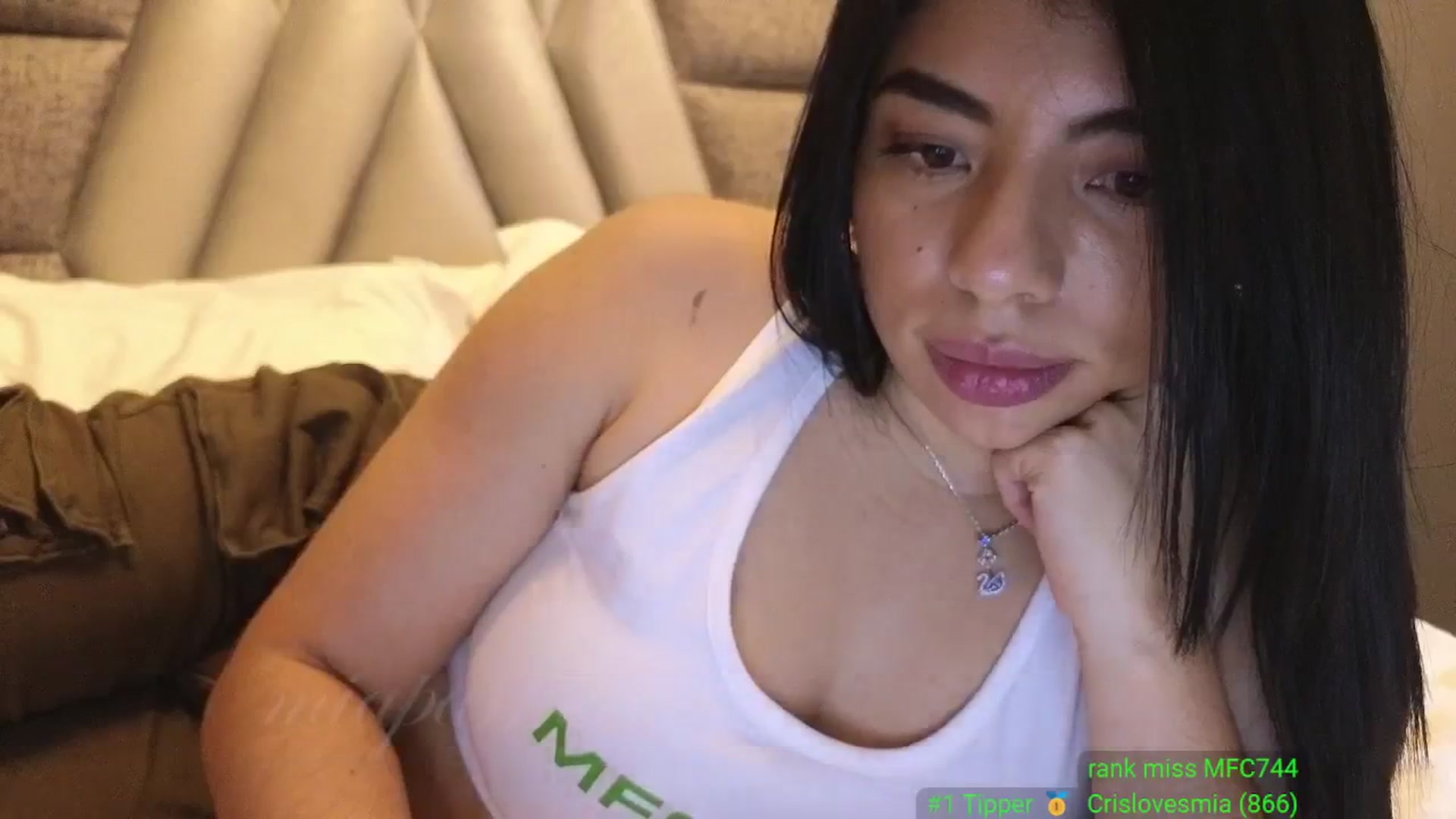 Gallery image thumbnail from Miaparkers's myfreecams stream on, 02/02/2025, 22:25 image 10 of 20