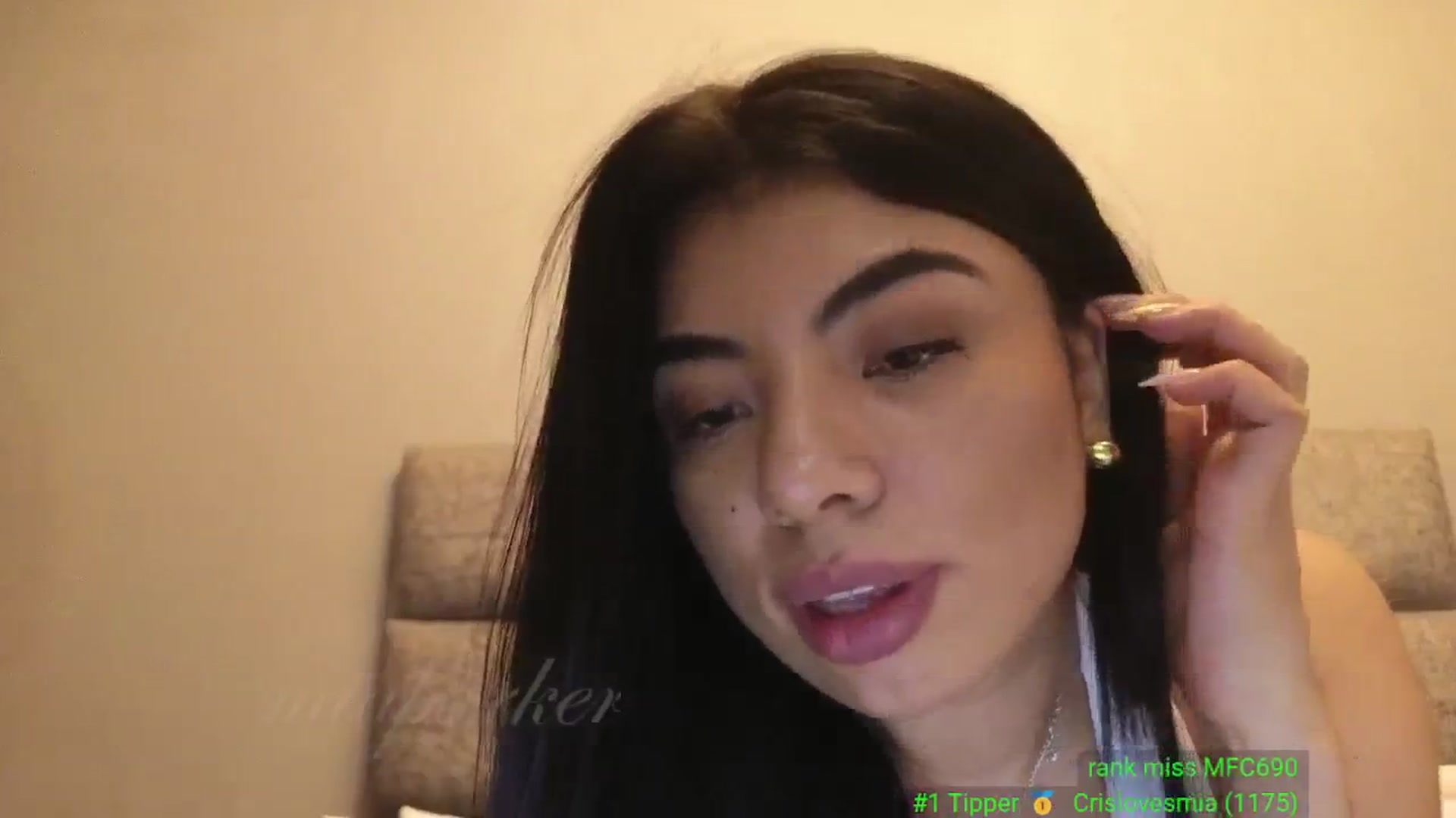 Gallery image thumbnail from Miaparkers's myfreecams stream on, 02/02/2025, 22:25 image 17 of 20