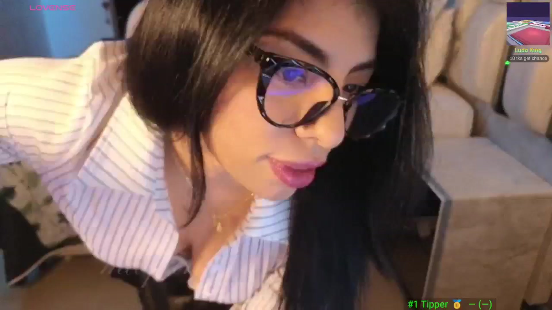 Gallery image thumbnail from Miaparkers's myfreecams stream on, 03/18/2025, 24:00 image 12 of 20