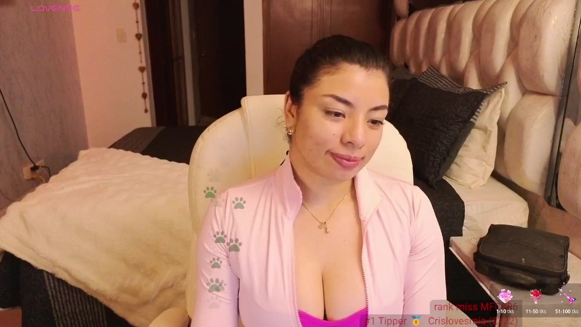 Gallery image thumbnail from Miaparkers's myfreecams stream on, 03/28/2025, 24:21 image 4 of 20