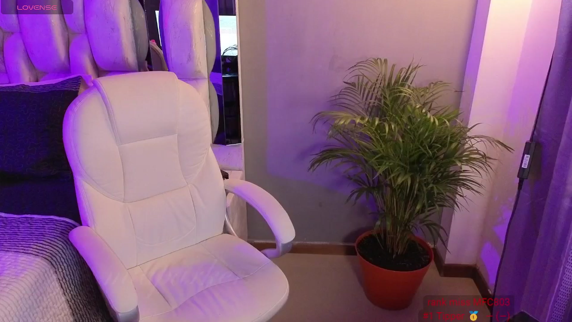 Gallery image thumbnail from Miaparkers's myfreecams stream on, 03/29/2025, 24:44 image 1 of 20