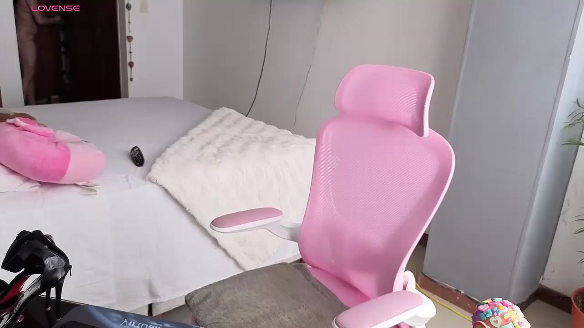 Gallery image thumbnail from Miaparkers's myfreecams stream on, 05/25/2025, 19:39 image 18 of 20