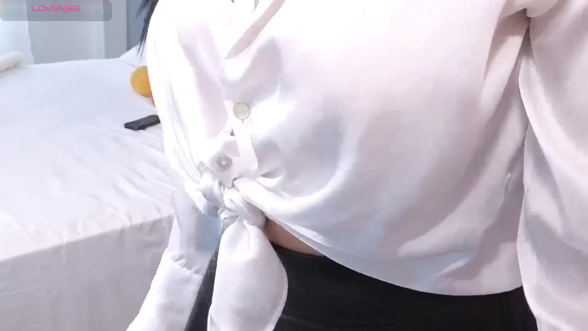 Gallery image thumbnail from Miaparkers's myfreecams stream on, 06/02/2025, 17:04 image 3 of 20