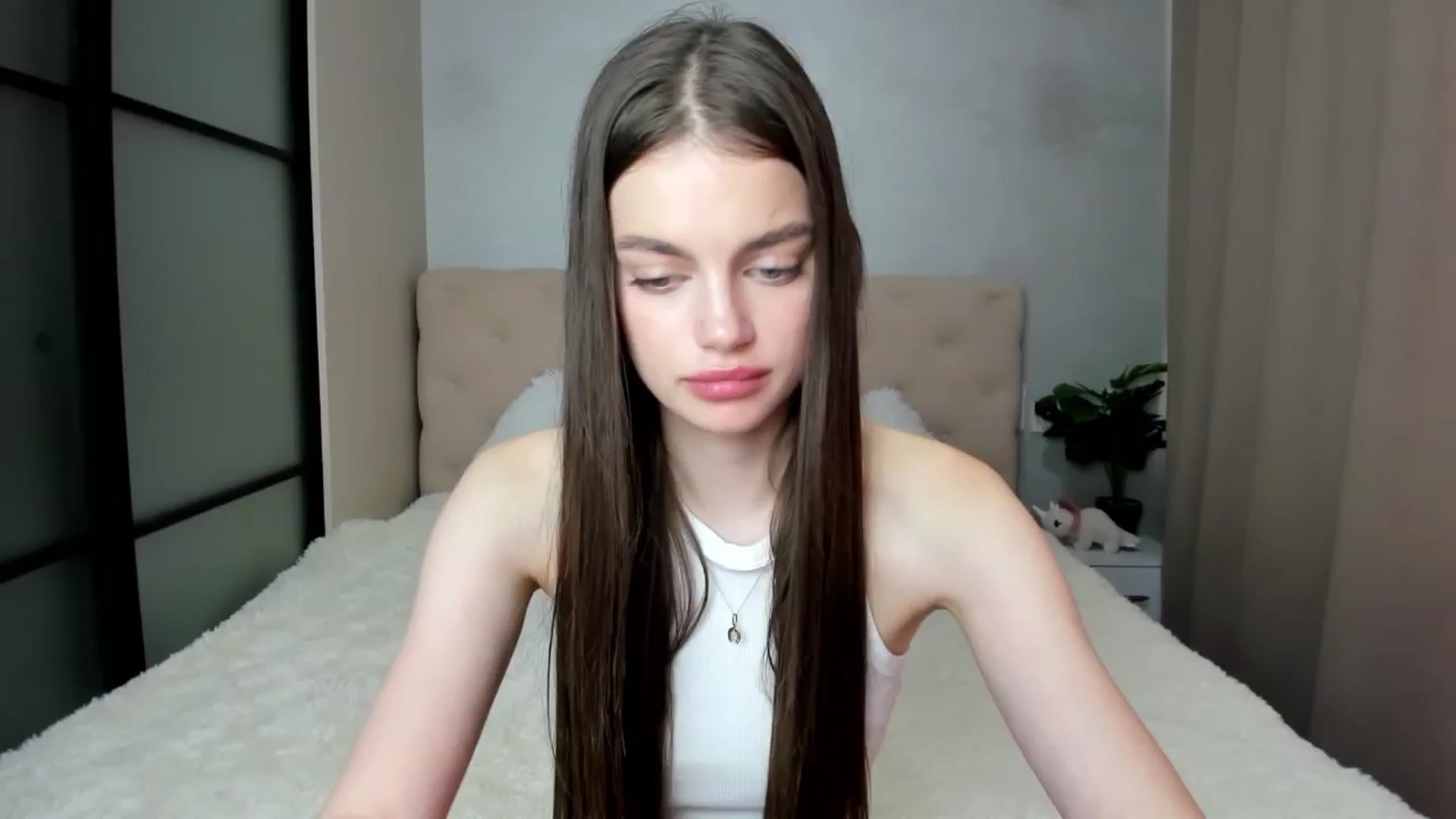 Gallery image thumbnail from Mias_Secret's myfreecams stream on, 10/18/2024, 08:57 image 20 of 20