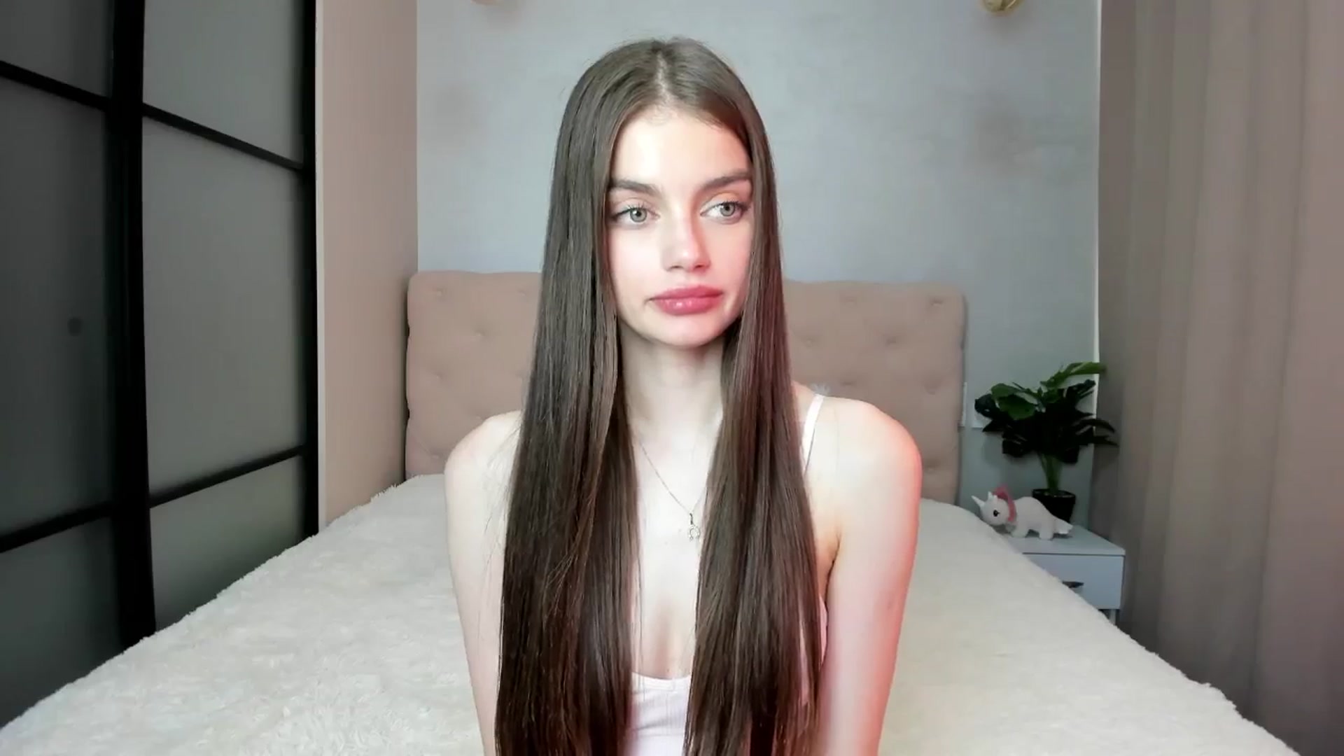 Gallery image thumbnail from Mias_Secret's myfreecams stream on, 10/19/2024, 07:54 image 19 of 20