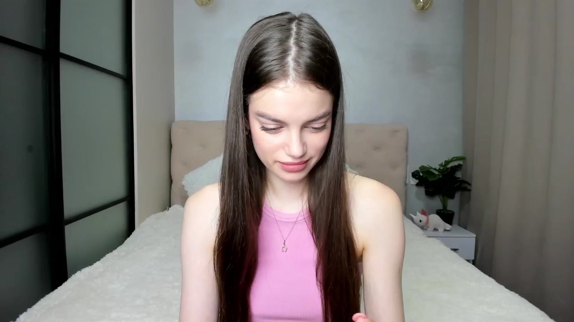 Gallery image thumbnail from Mias_Secret's myfreecams stream on, 10/23/2024, 03:21 image 10 of 20