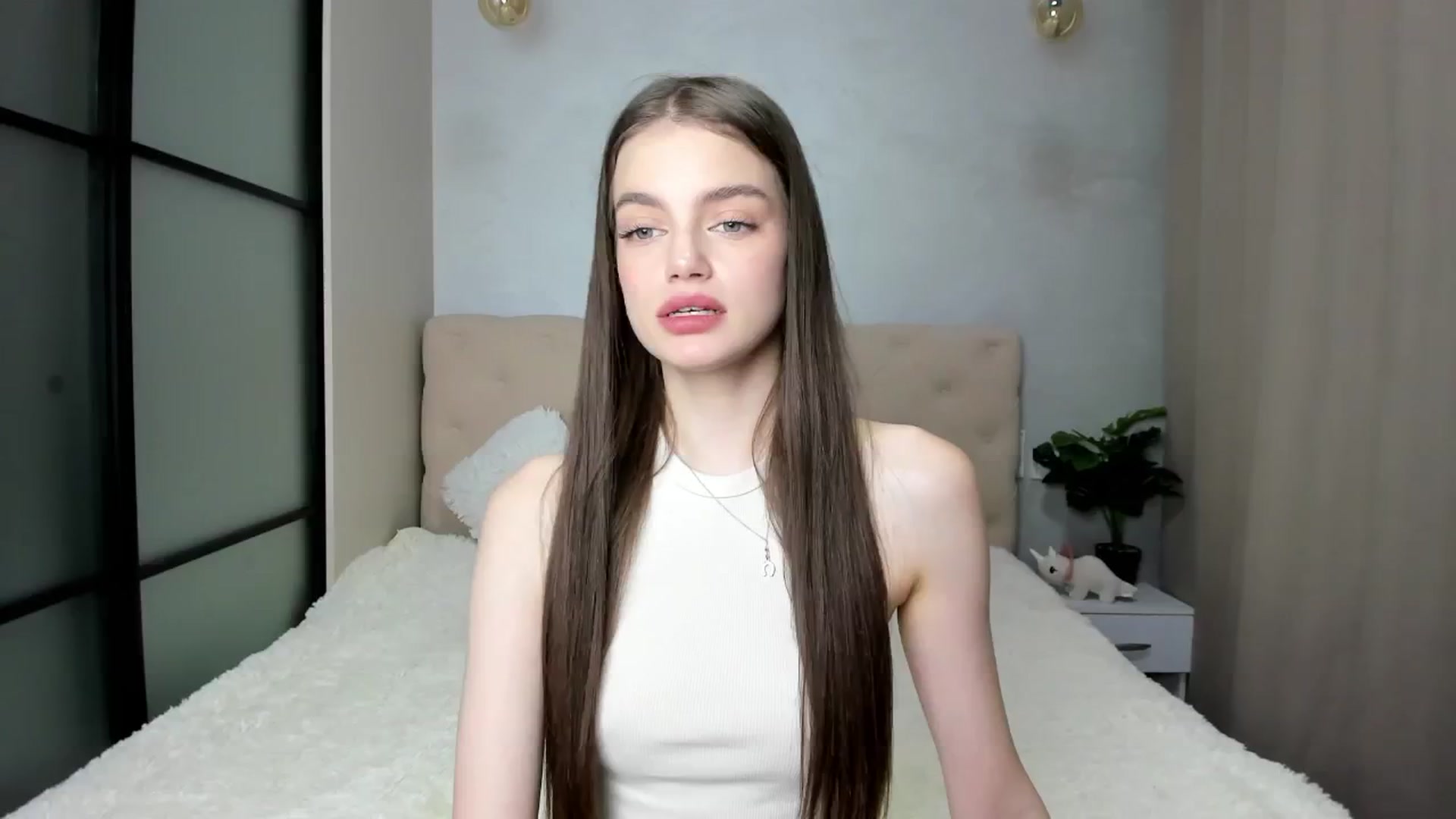 Gallery image thumbnail from Mias_Secret's myfreecams stream on, 10/24/2024, 03:38 image 14 of 20