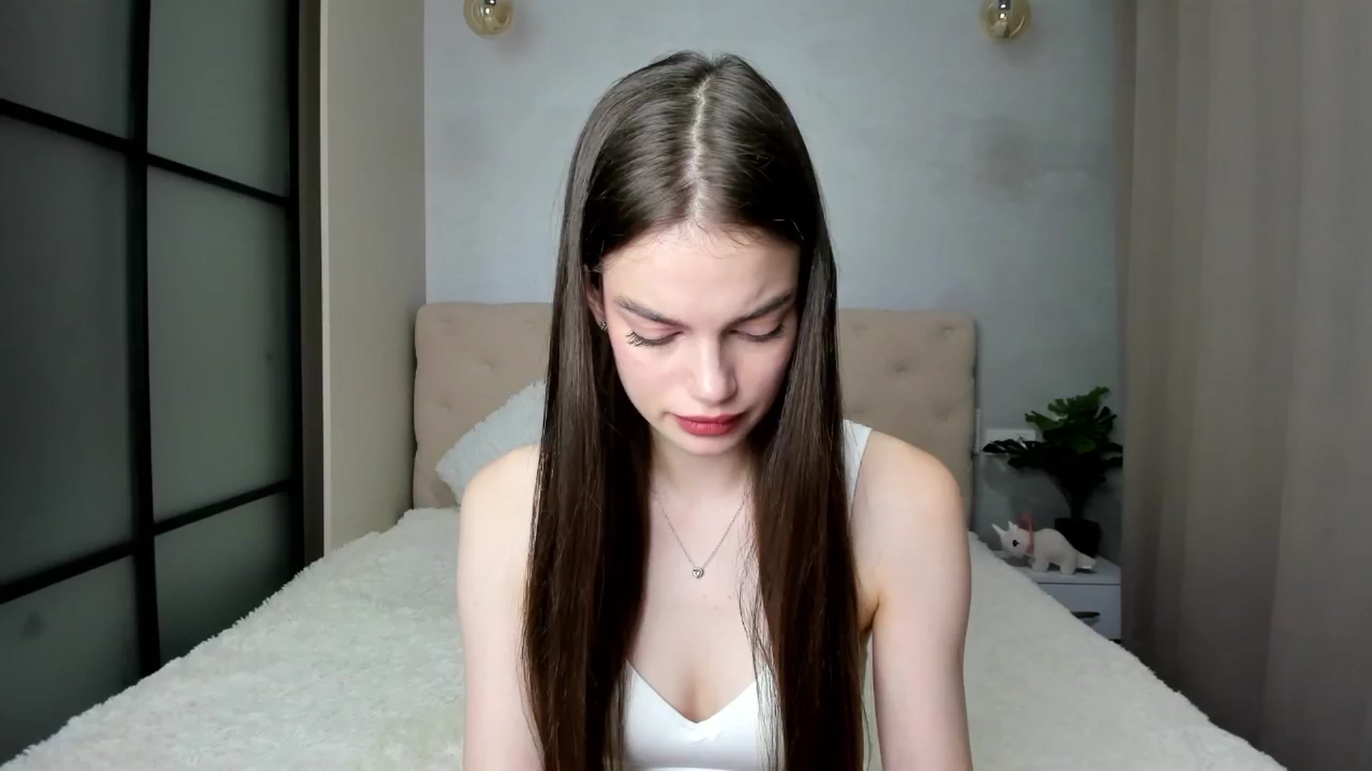 Gallery image thumbnail from Mias_Secret's myfreecams stream on, 10/27/2024, 04:19 image 10 of 20