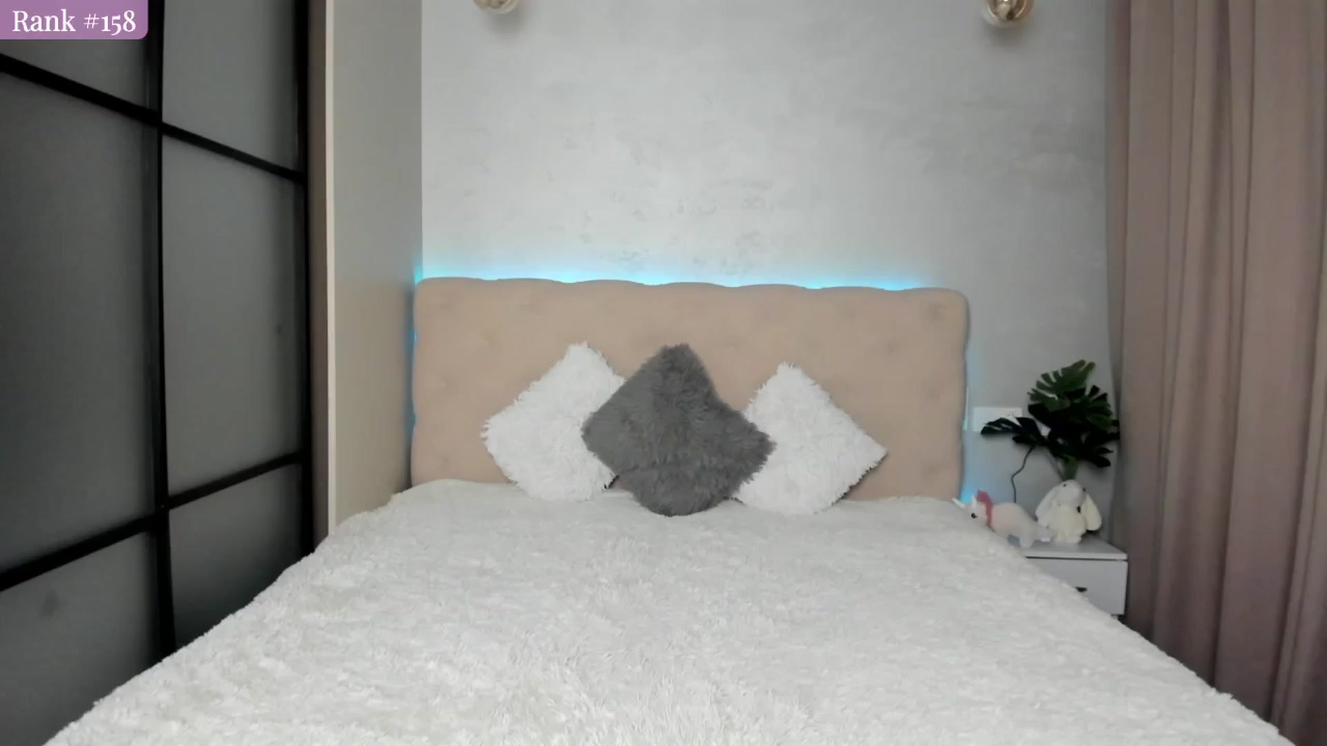 Gallery image thumbnail from Mias_Secret's myfreecams stream on, 11/28/2024, 05:06 image 12 of 20