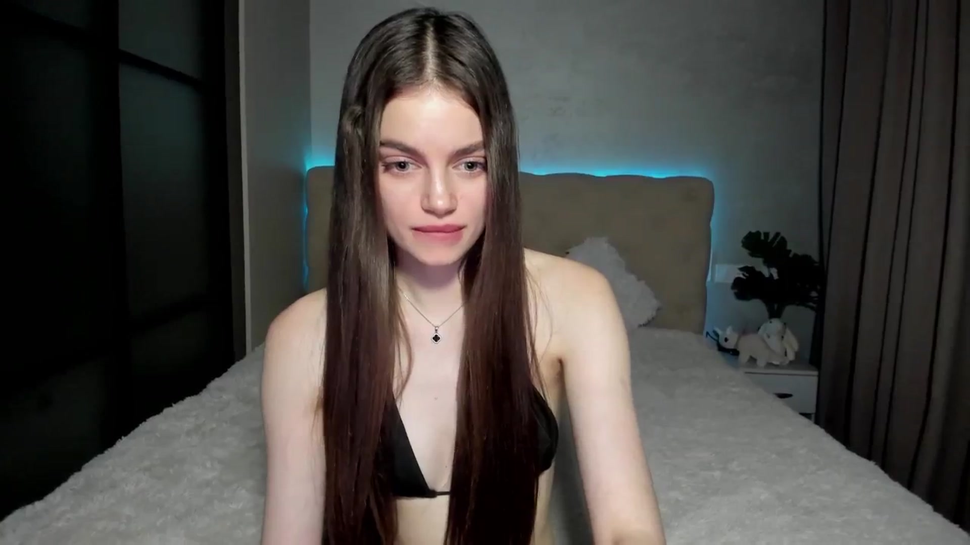 Gallery image thumbnail from Mias_Secret's myfreecams stream on, 12/01/2024, 17:23 image 9 of 20