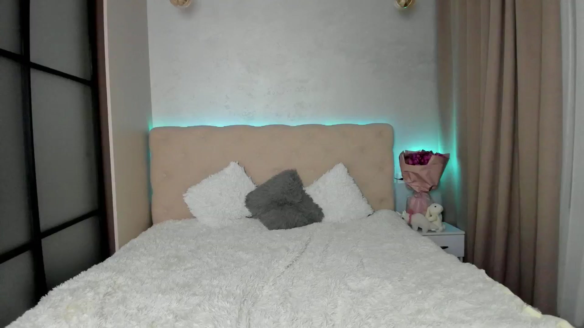Gallery image thumbnail from Mias_Secret's myfreecams stream on, 12/07/2024, 04:54 image 20 of 20