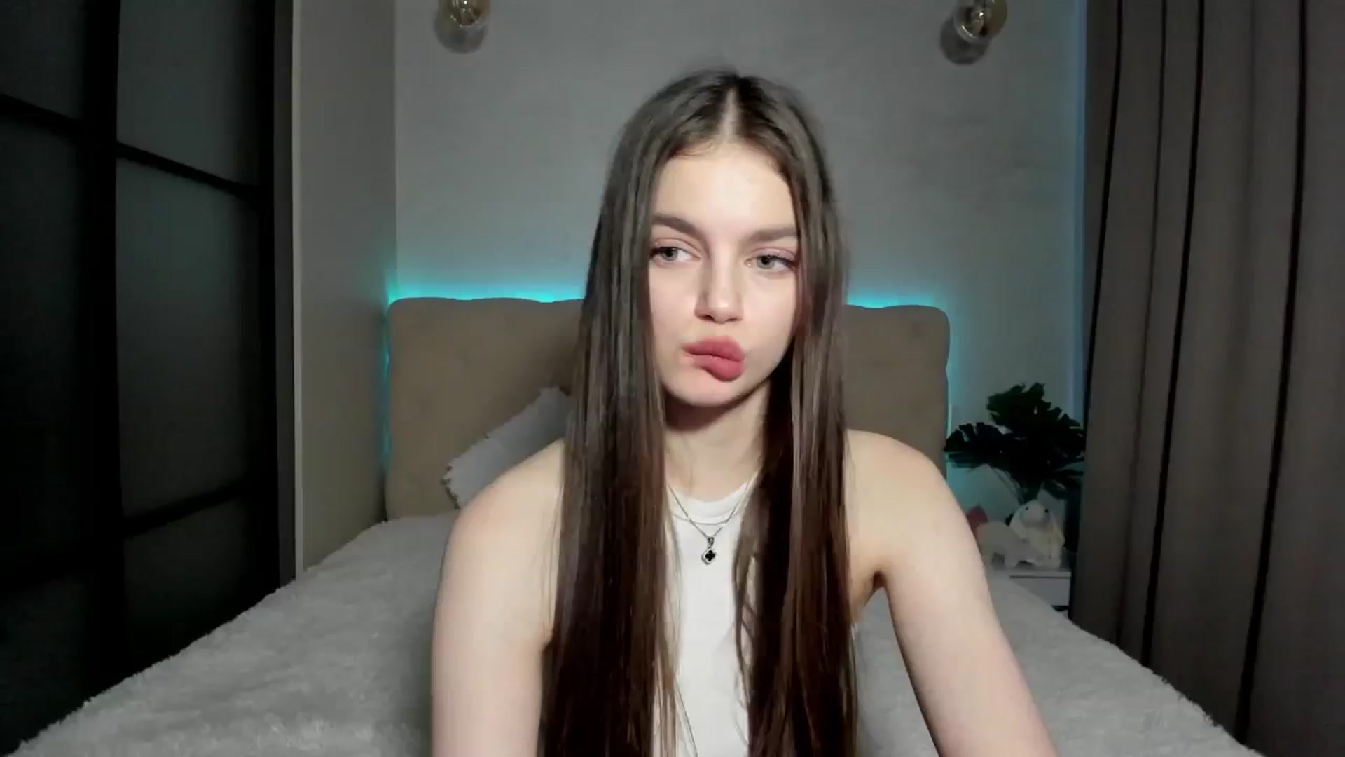 Gallery image thumbnail from Mias_Secret's myfreecams stream on, 12/14/2024, 07:59 image 1 of 20