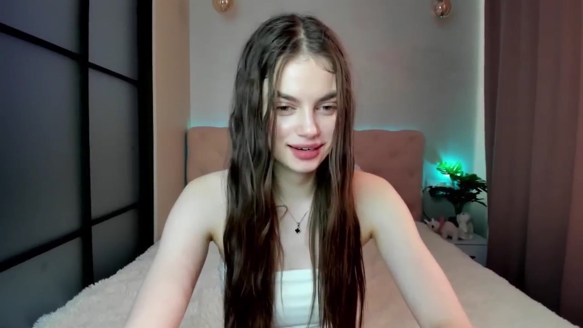 Gallery image thumbnail from Mias_Secret's myfreecams stream on, 12/21/2024, 08:55 image 9 of 20