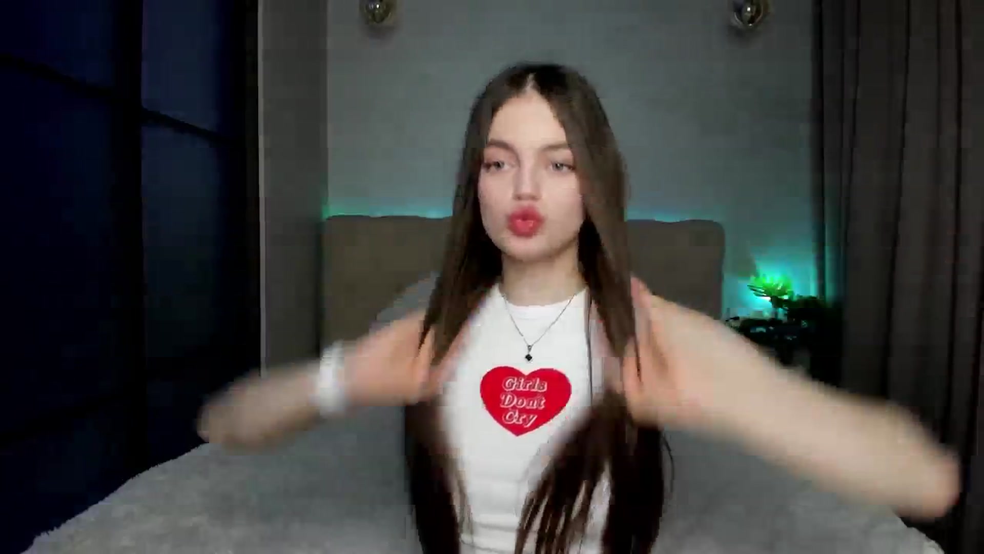 Gallery image thumbnail from Mias_Secret's myfreecams stream on, 12/22/2024, 06:12 image 18 of 20