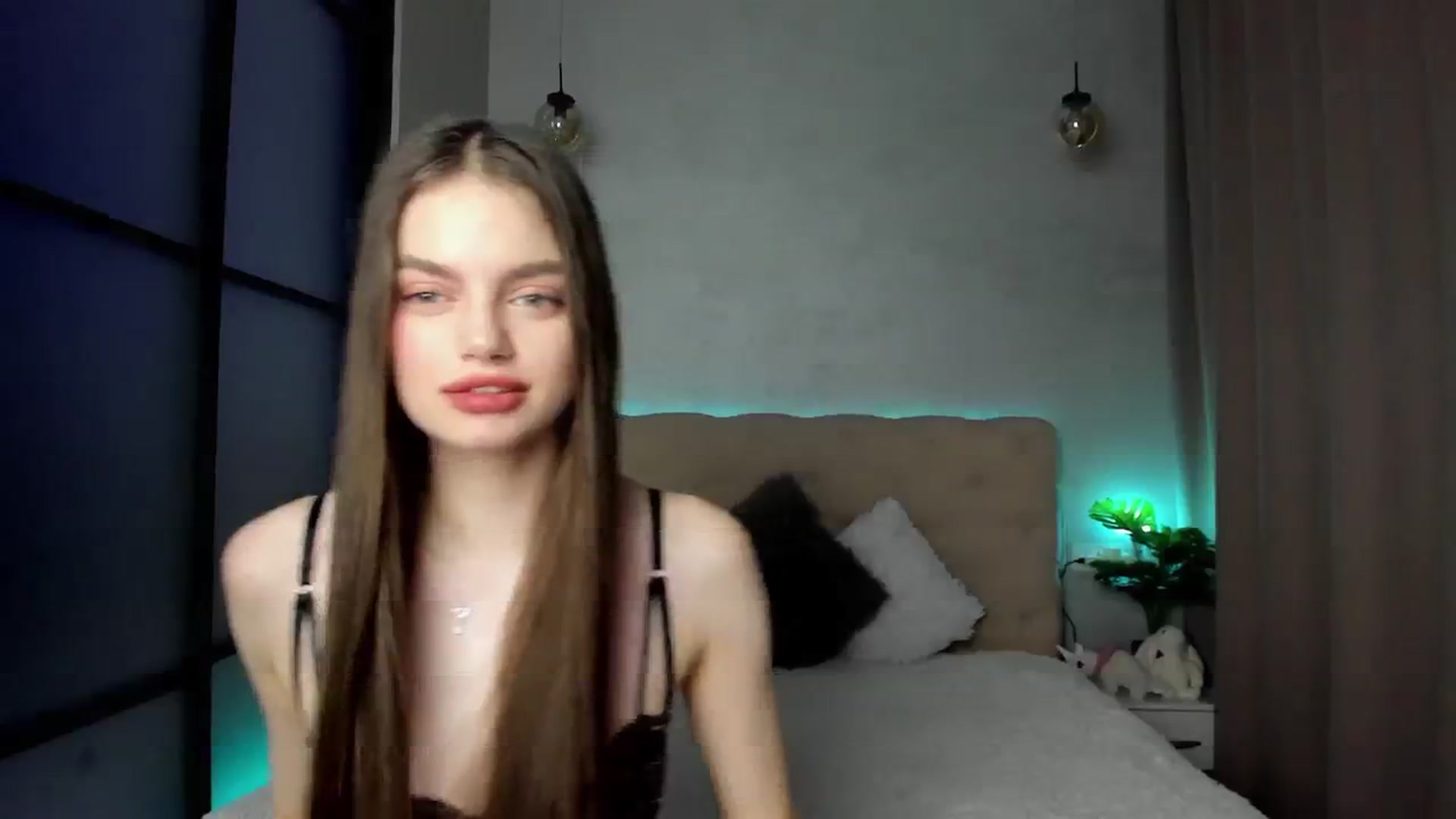 Gallery image thumbnail from Mias_Secret's myfreecams stream on, 12/30/2024, 03:49 image 10 of 20