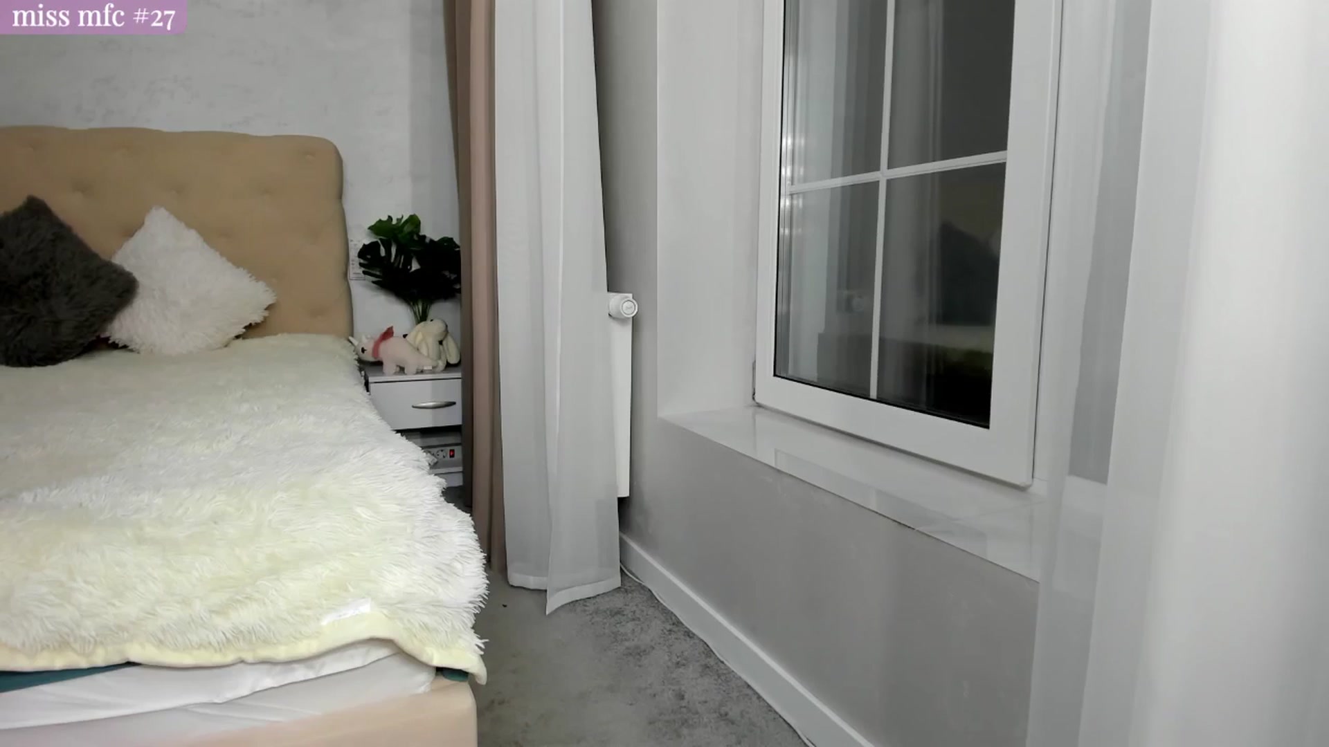 Gallery image thumbnail from Mias_Secret's myfreecams stream on, 01/06/2025, 06:26 image 16 of 20