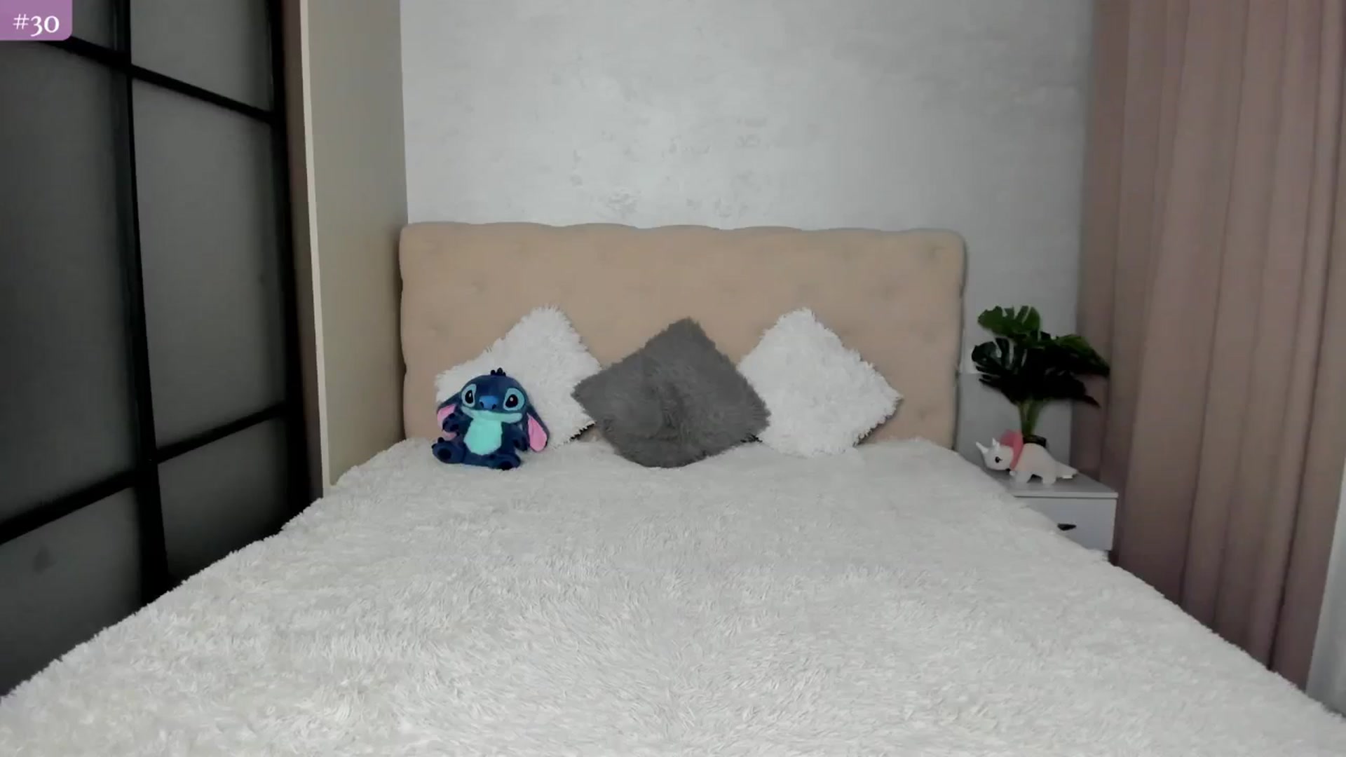 Gallery image thumbnail from Mias_Secret's myfreecams stream on, 01/09/2025, 05:14 image 19 of 20
