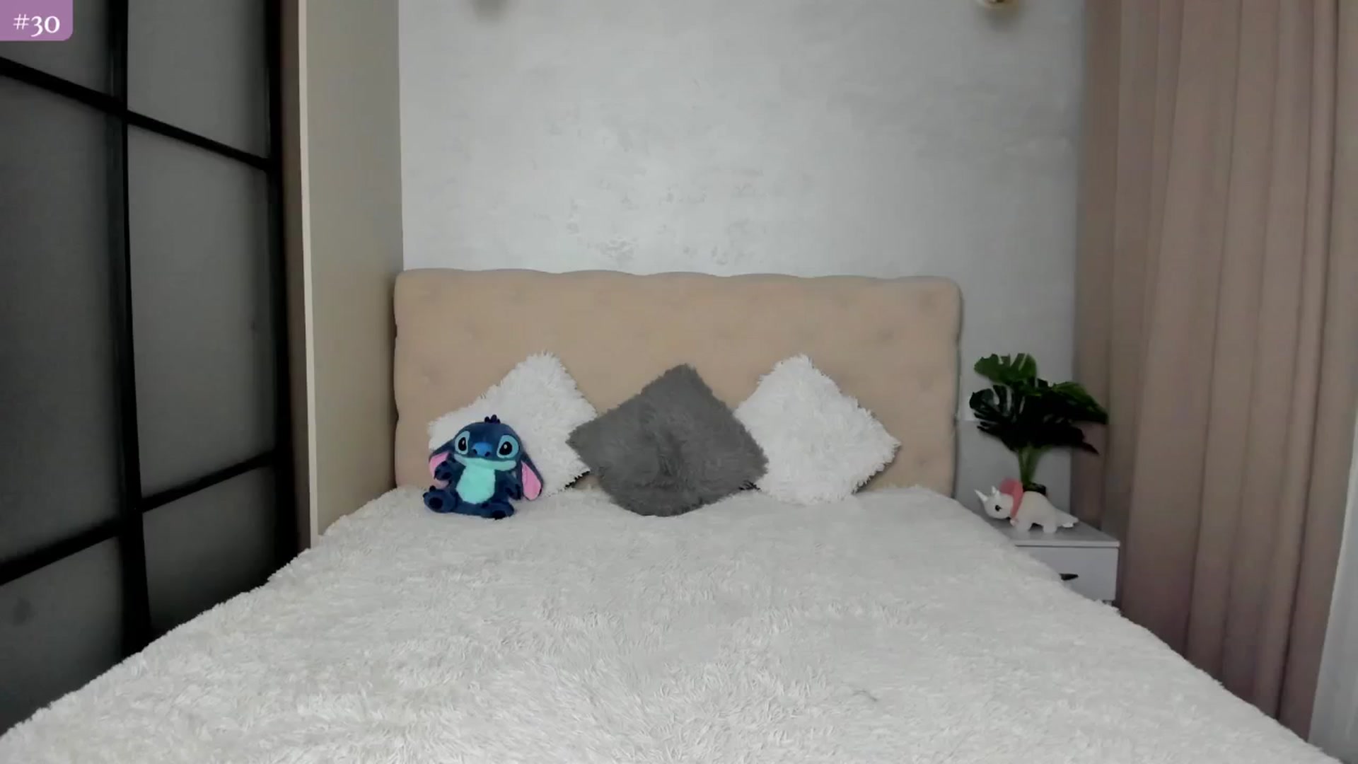 Gallery image thumbnail from Mias_Secret's myfreecams stream on, 01/09/2025, 05:14 image 6 of 20