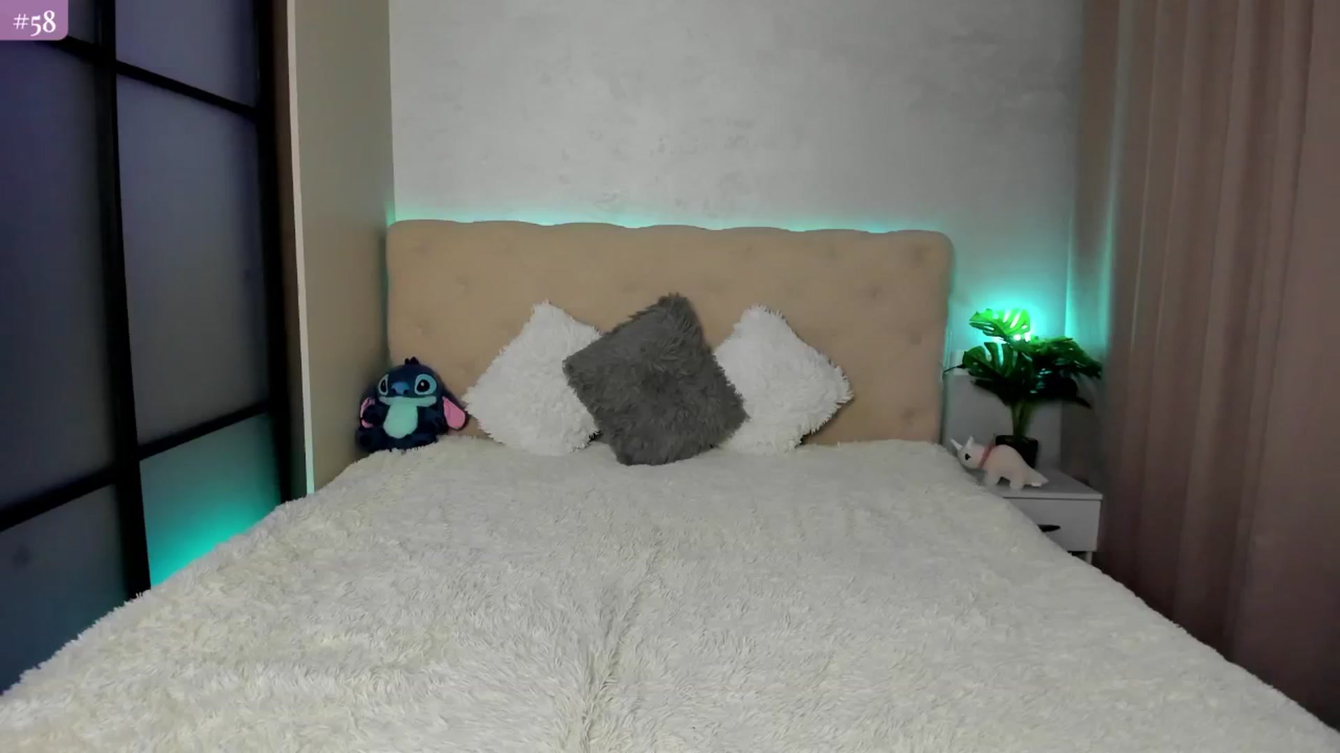 Gallery image thumbnail from Mias_Secret's myfreecams stream on, 01/16/2025, 06:10 image 19 of 20