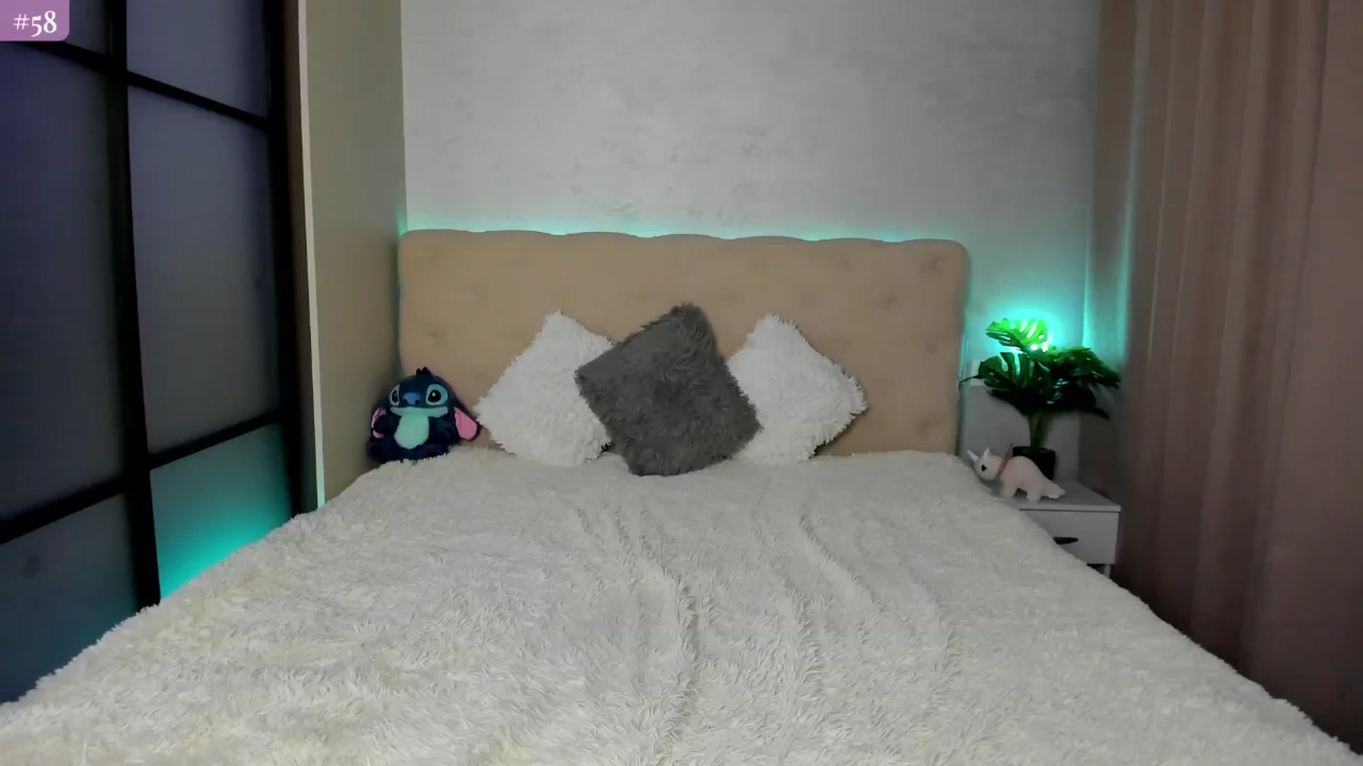 Gallery image thumbnail from Mias_Secret's myfreecams stream on, 01/16/2025, 06:10 image 14 of 20