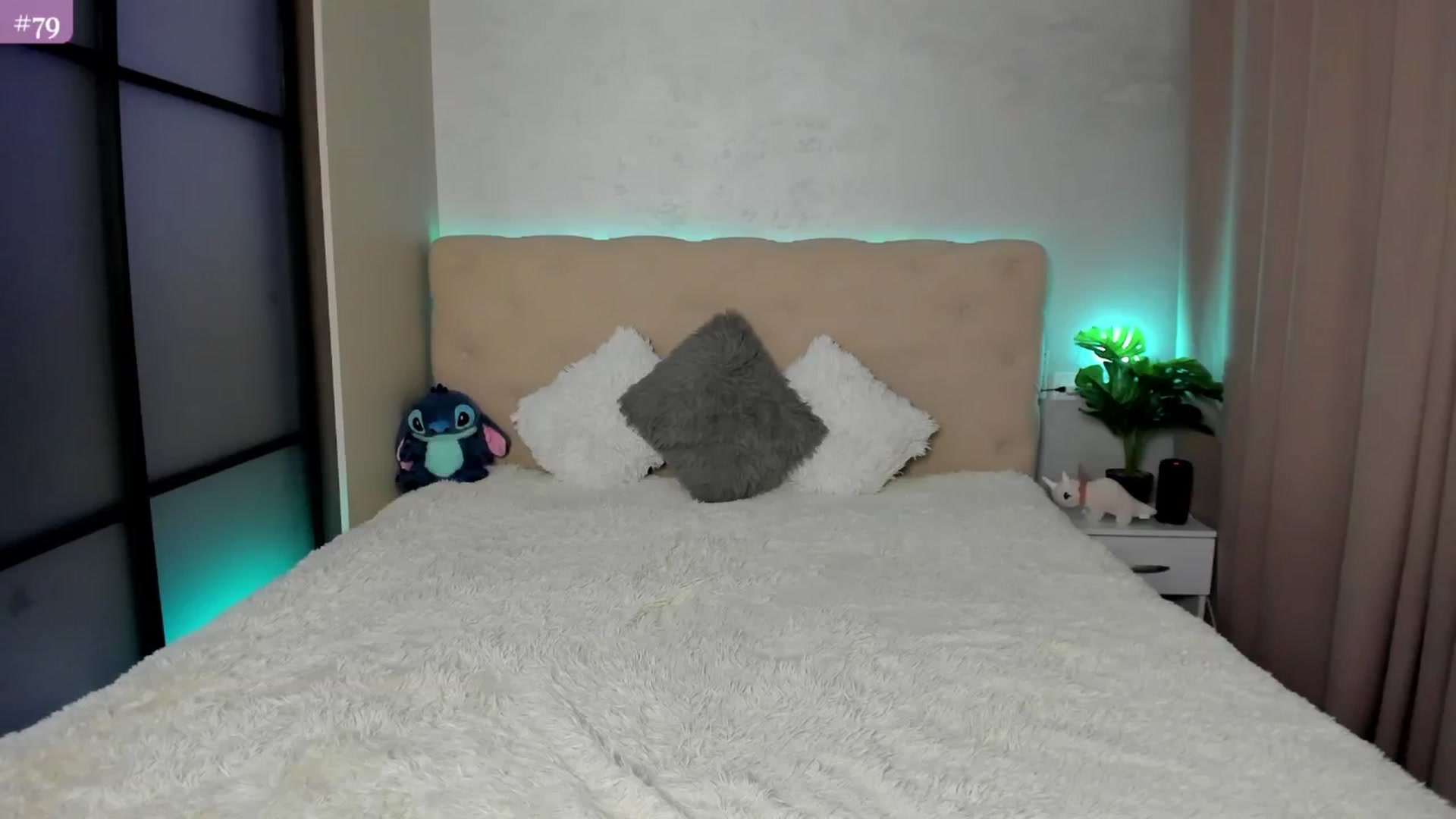 Gallery image thumbnail from Mias_Secret's myfreecams stream on, 01/20/2025, 03:53 image 10 of 20