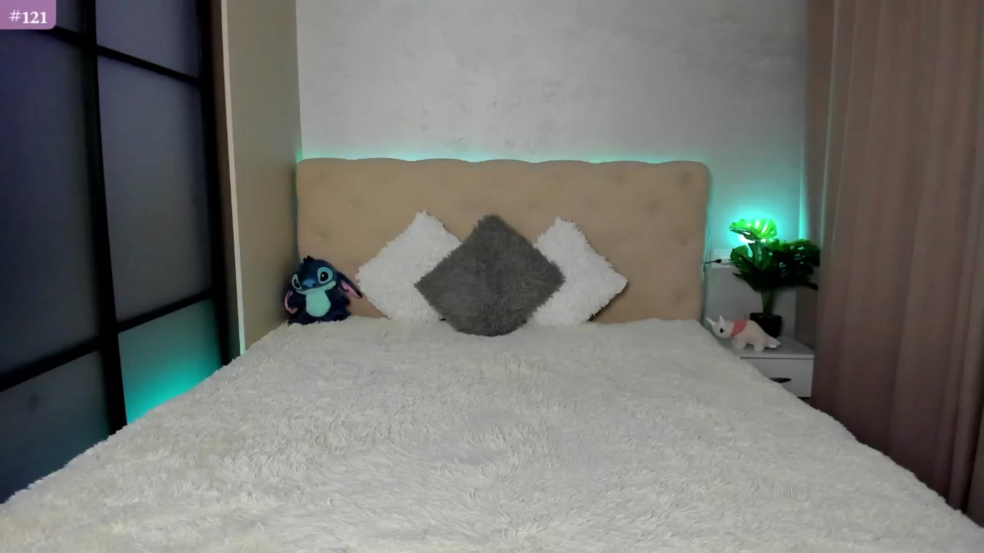 Gallery image thumbnail from Mias_Secret's myfreecams stream on, 01/26/2025, 03:16 image 20 of 20