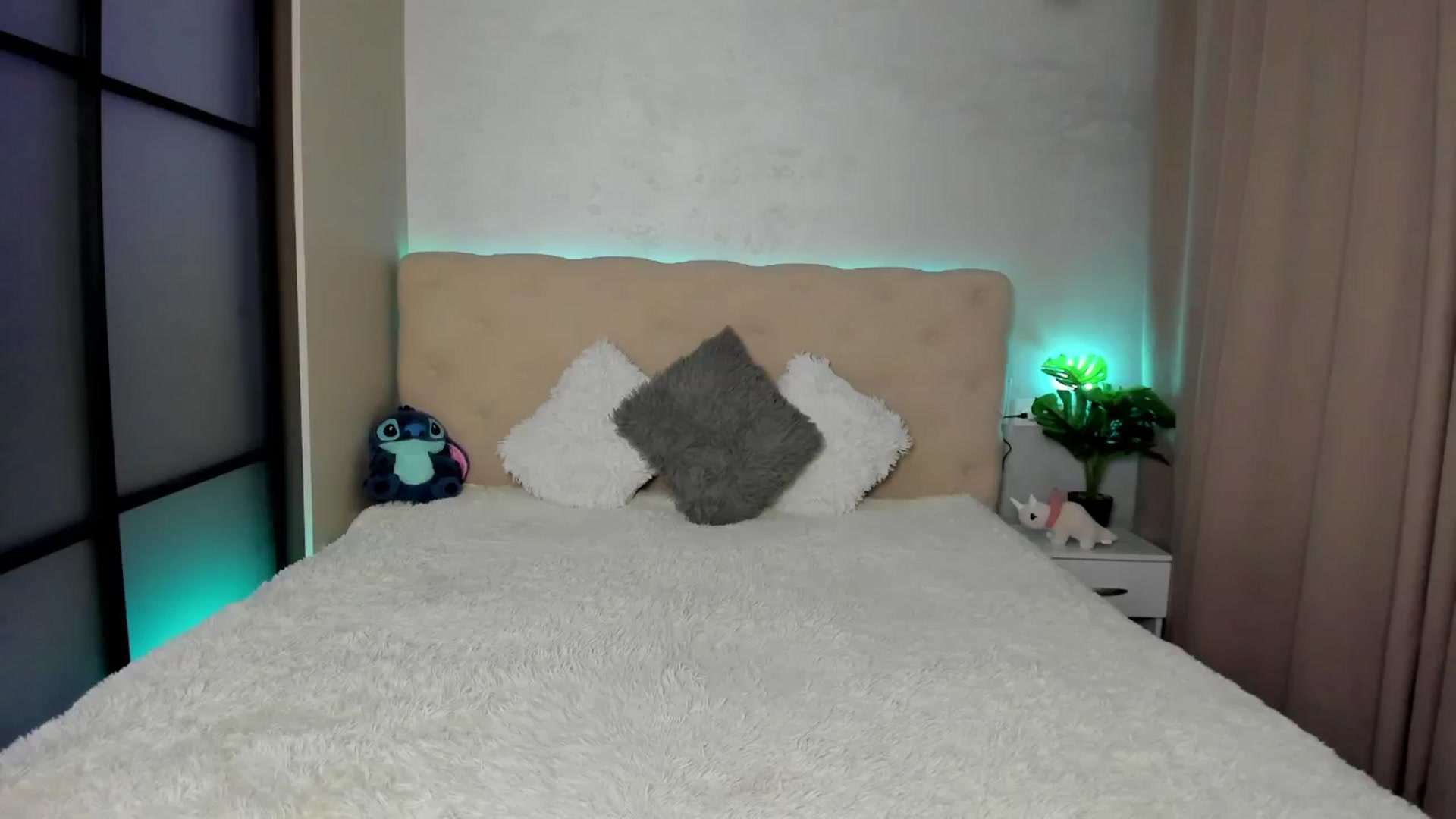Gallery image thumbnail from Mias_Secret's myfreecams stream on, 02/02/2025, 04:34 image 20 of 20