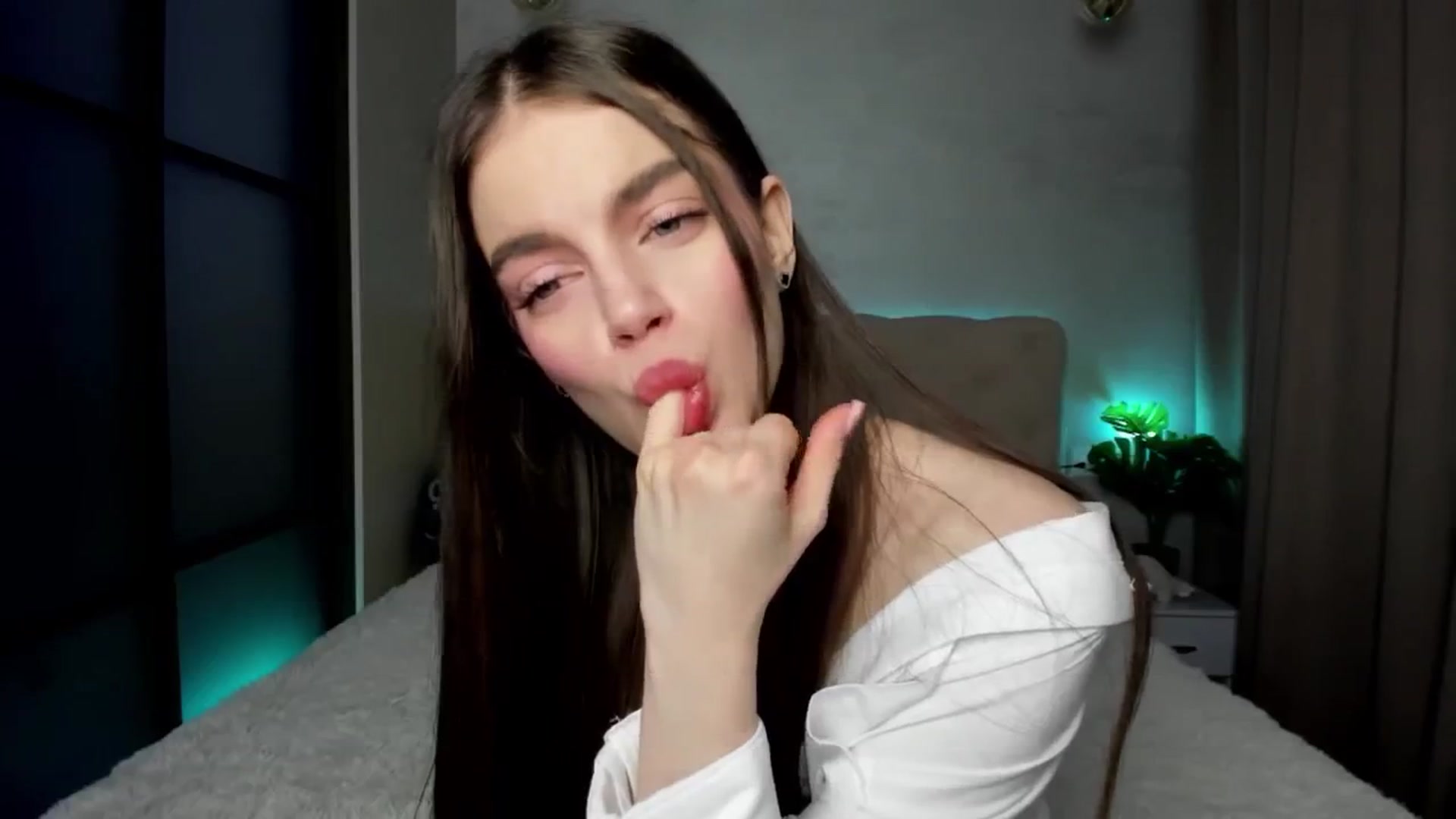 Gallery image thumbnail from Mias_Secret's myfreecams stream on, 02/07/2025, 04:16 image 5 of 20