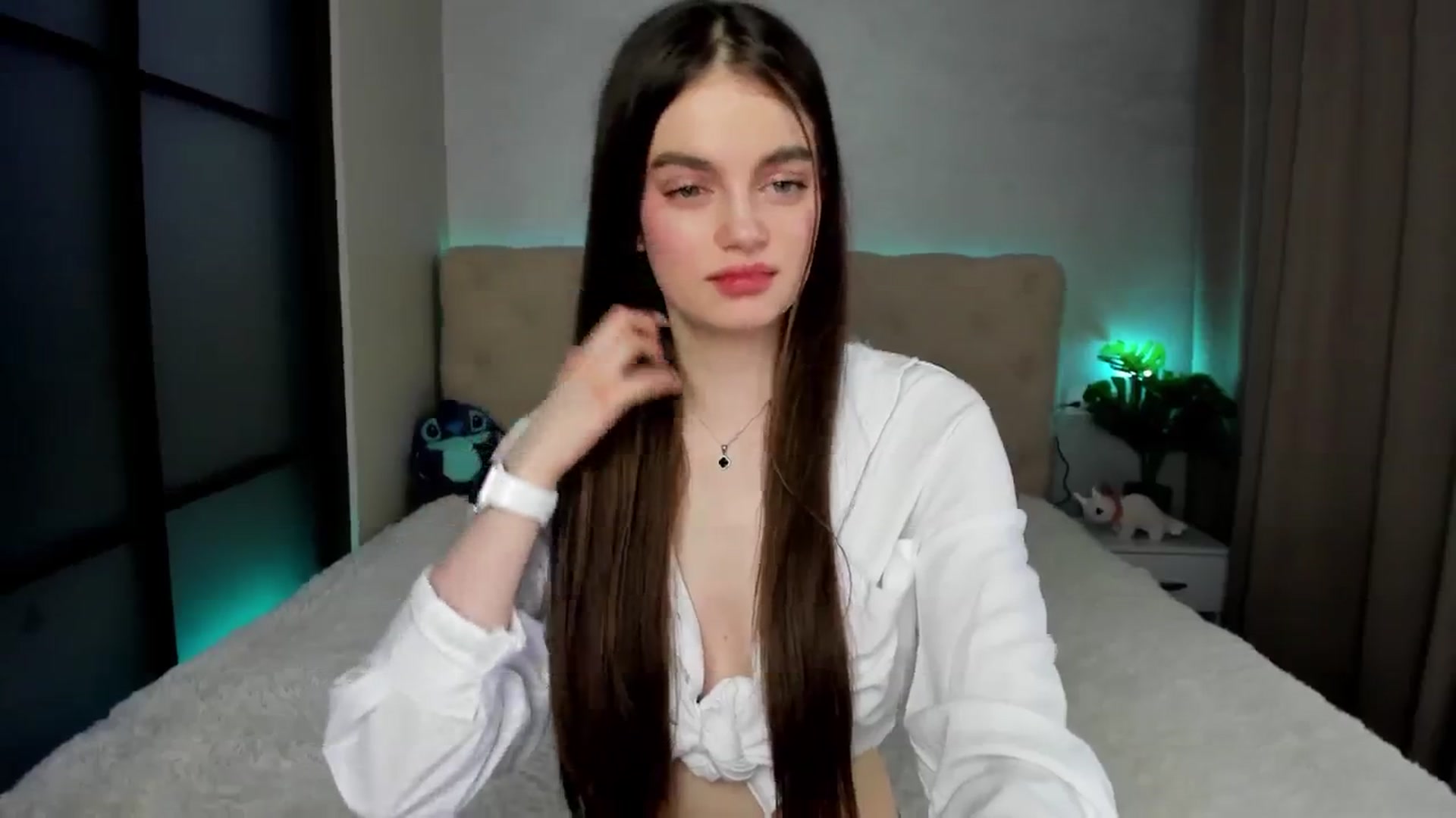 Gallery image thumbnail from Mias_Secret's myfreecams stream on, 02/07/2025, 06:48 image 17 of 20