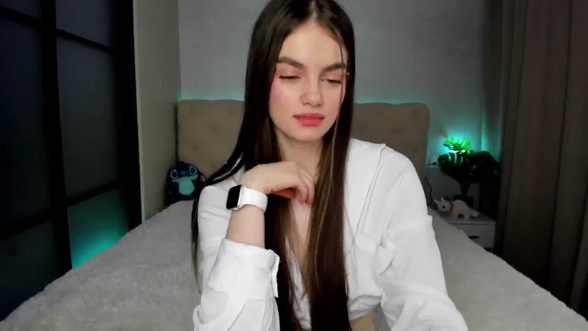 Gallery image thumbnail from Mias_Secret's myfreecams stream on, 02/07/2025, 06:48 image 16 of 20