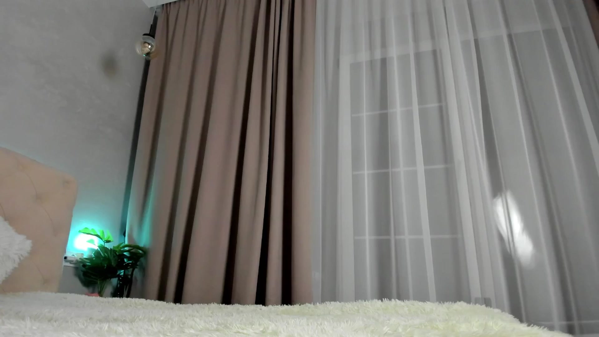 Gallery image thumbnail from Mias_Secret's myfreecams stream on, 03/07/2025, 06:01 image 3 of 20