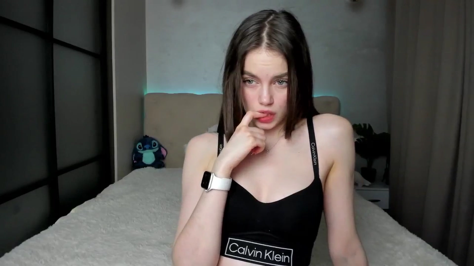 Gallery image thumbnail from Mias_Secret's myfreecams stream on, 03/11/2025, 06:45 image 6 of 20