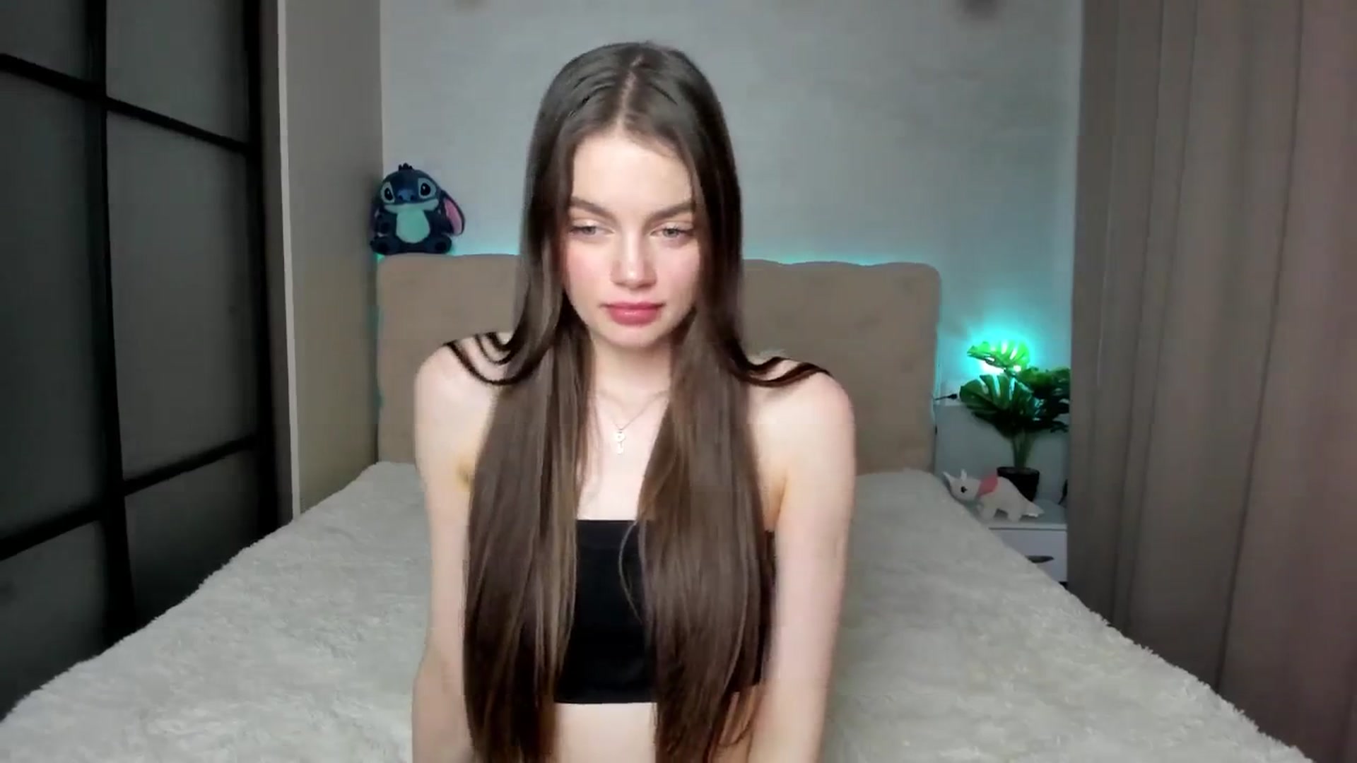 Gallery image thumbnail from Mias_Secret's myfreecams stream on, 03/24/2025, 08:32 image 14 of 20