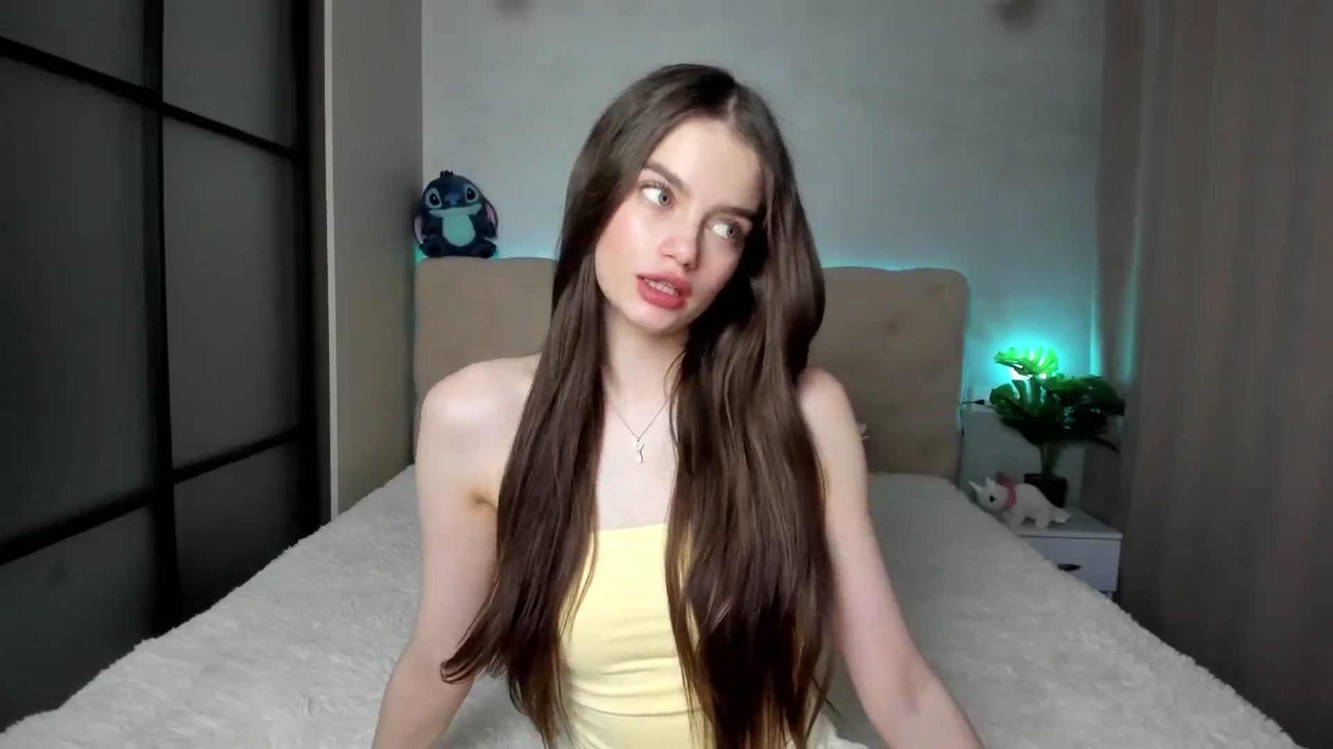 Gallery image thumbnail from Mias_Secret's myfreecams stream on, 03/26/2025, 09:00 image 4 of 20