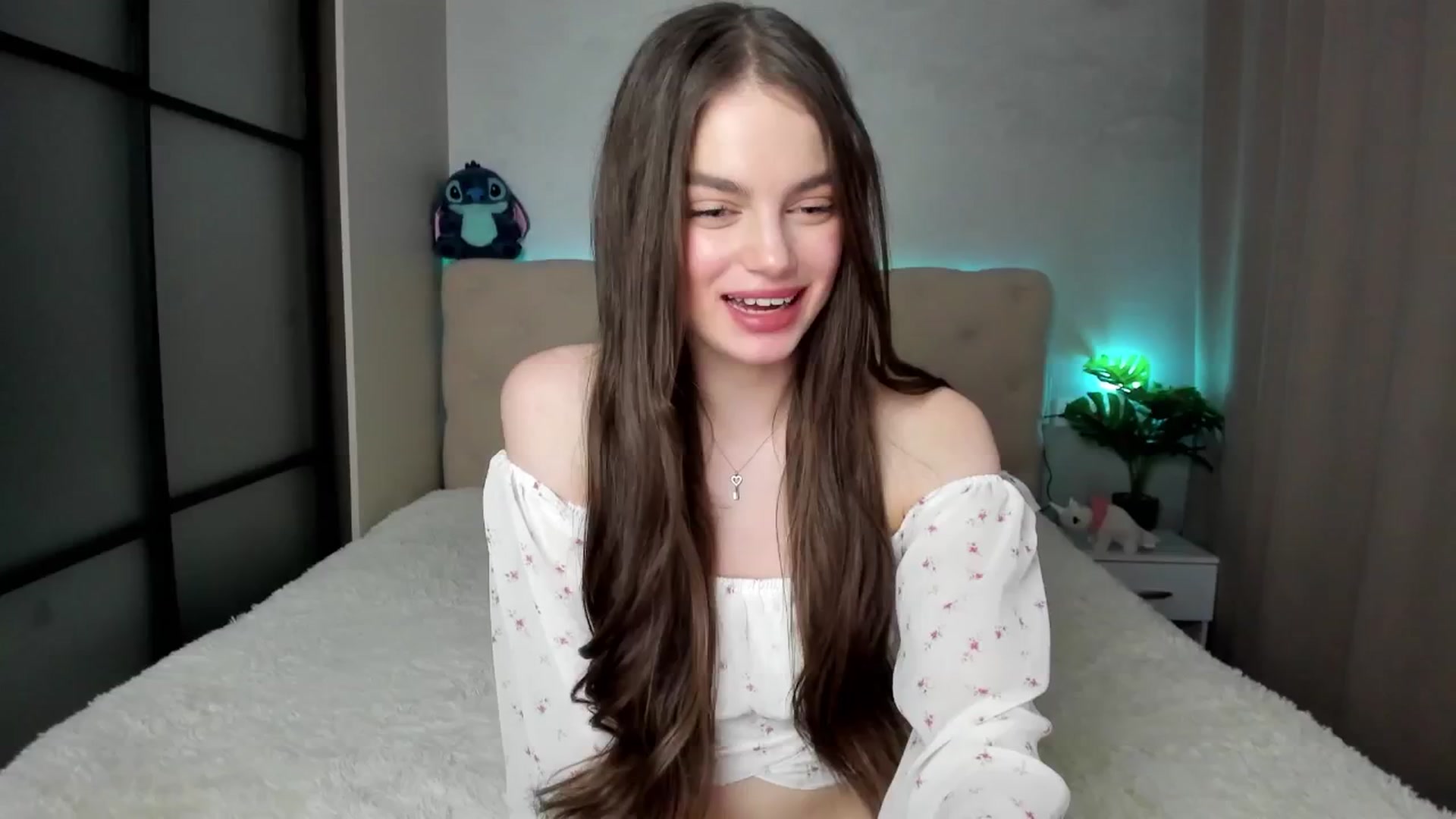 Gallery image thumbnail from Mias_Secret's myfreecams stream on, 03/31/2025, 05:56 image 19 of 20
