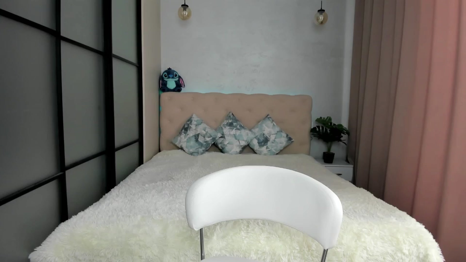 Gallery image thumbnail from Mias_Secret's myfreecams stream on, 04/30/2025, 06:56 image 13 of 20