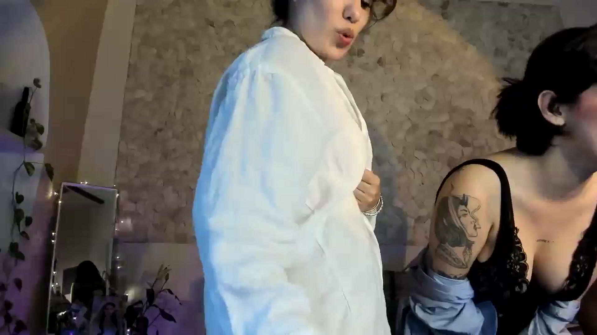 Gallery image thumbnail from MiauuB's myfreecams stream on, 03/27/2025, 06:08 image 16 of 20
