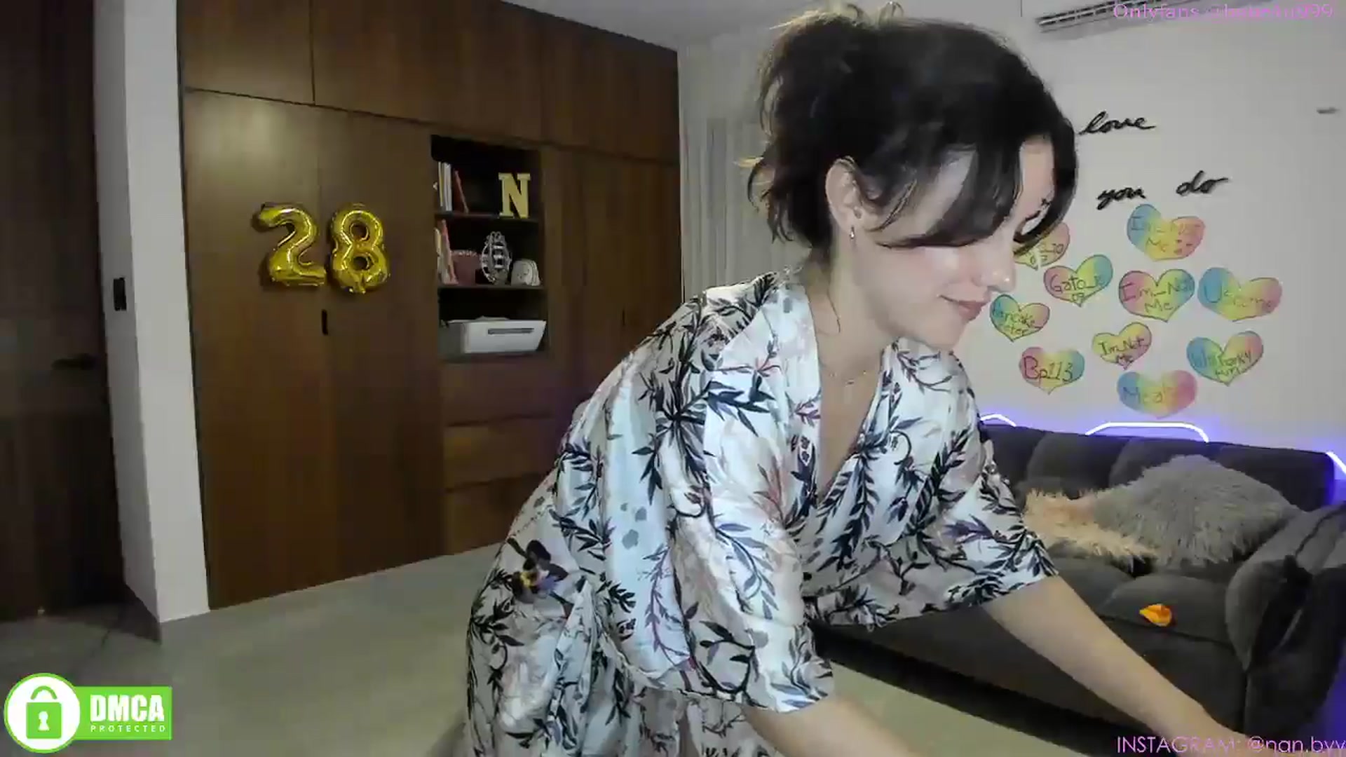 Gallery image thumbnail from MiauuB's myfreecams stream on, 04/16/2025, 02:56 image 20 of 20