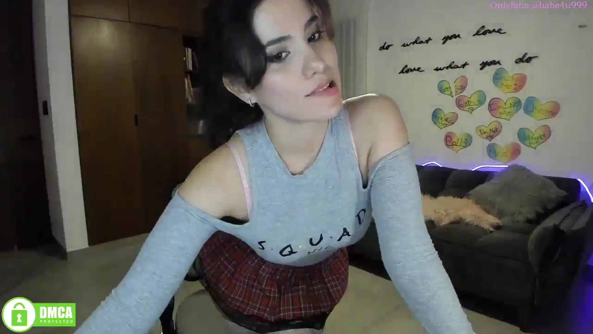 Gallery image thumbnail from MiauuB's myfreecams stream on, 04/18/2025, 02:58 image 17 of 20