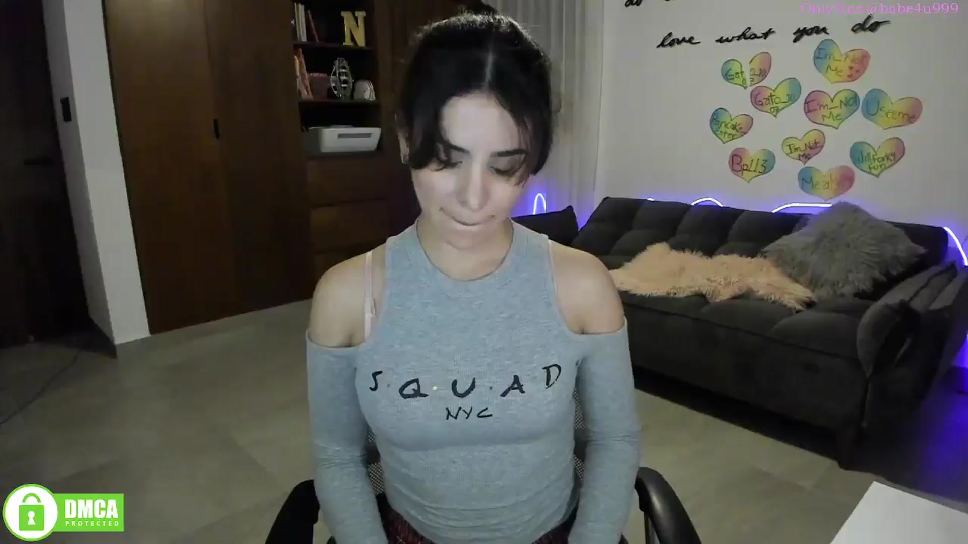 Gallery image thumbnail from MiauuB's myfreecams stream on, 04/18/2025, 02:58 image 16 of 20