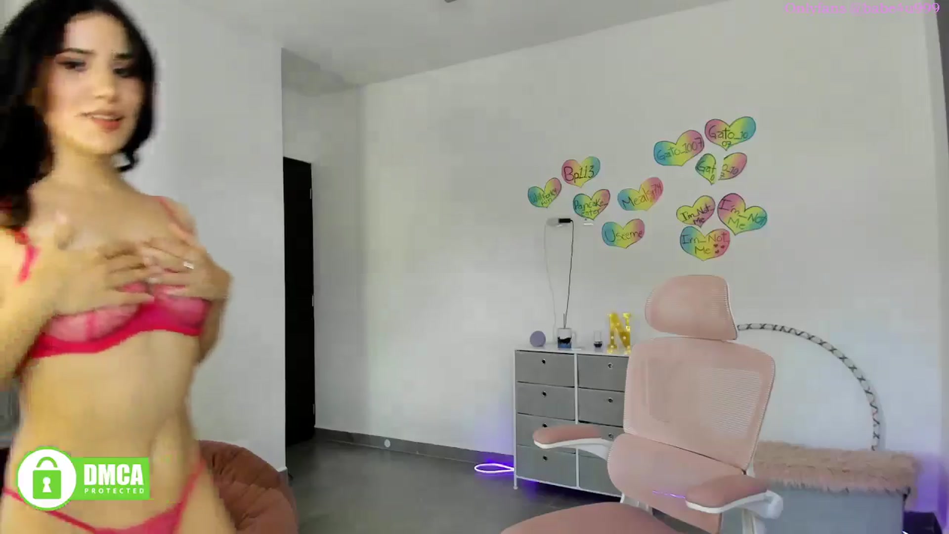 Gallery image thumbnail from MiauuB's myfreecams stream on, 07/01/2025, 23:20 image 15 of 20
