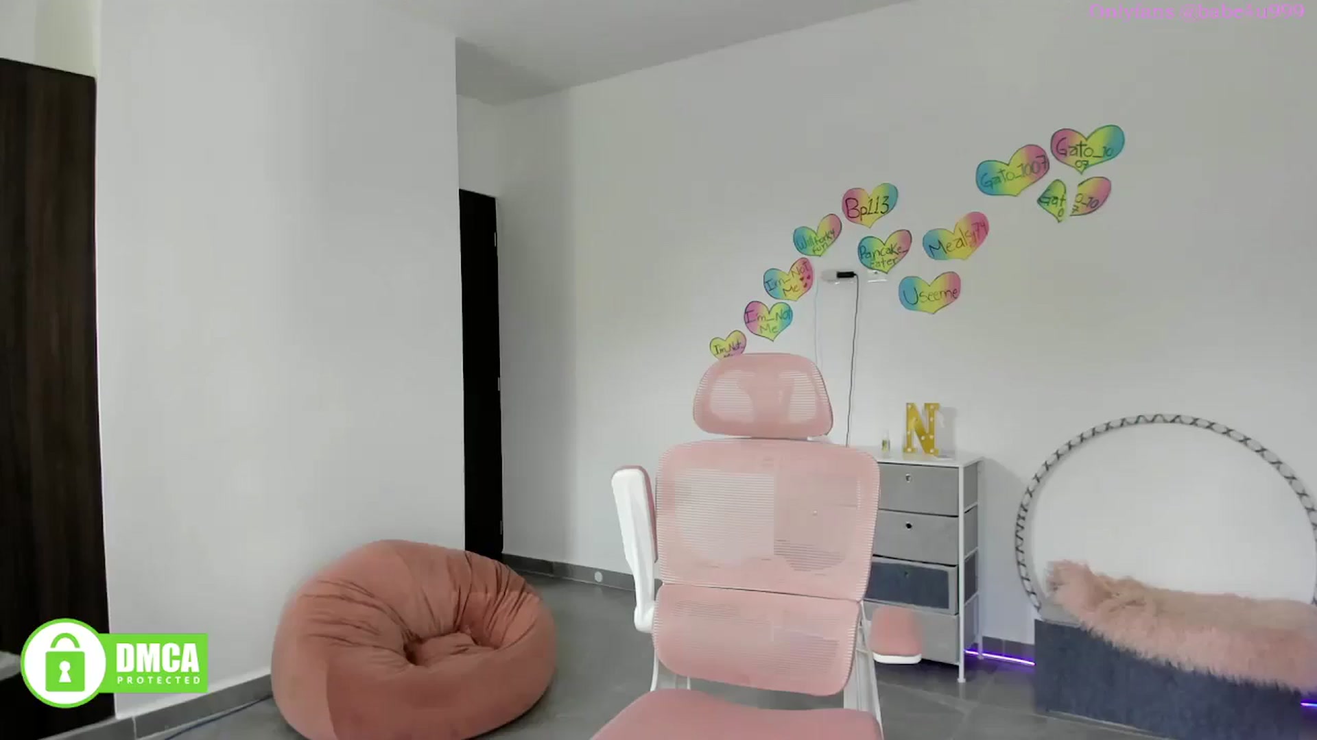 Gallery image thumbnail from MiauuB's myfreecams stream on, 07/30/2025, 22:46 image 6 of 20