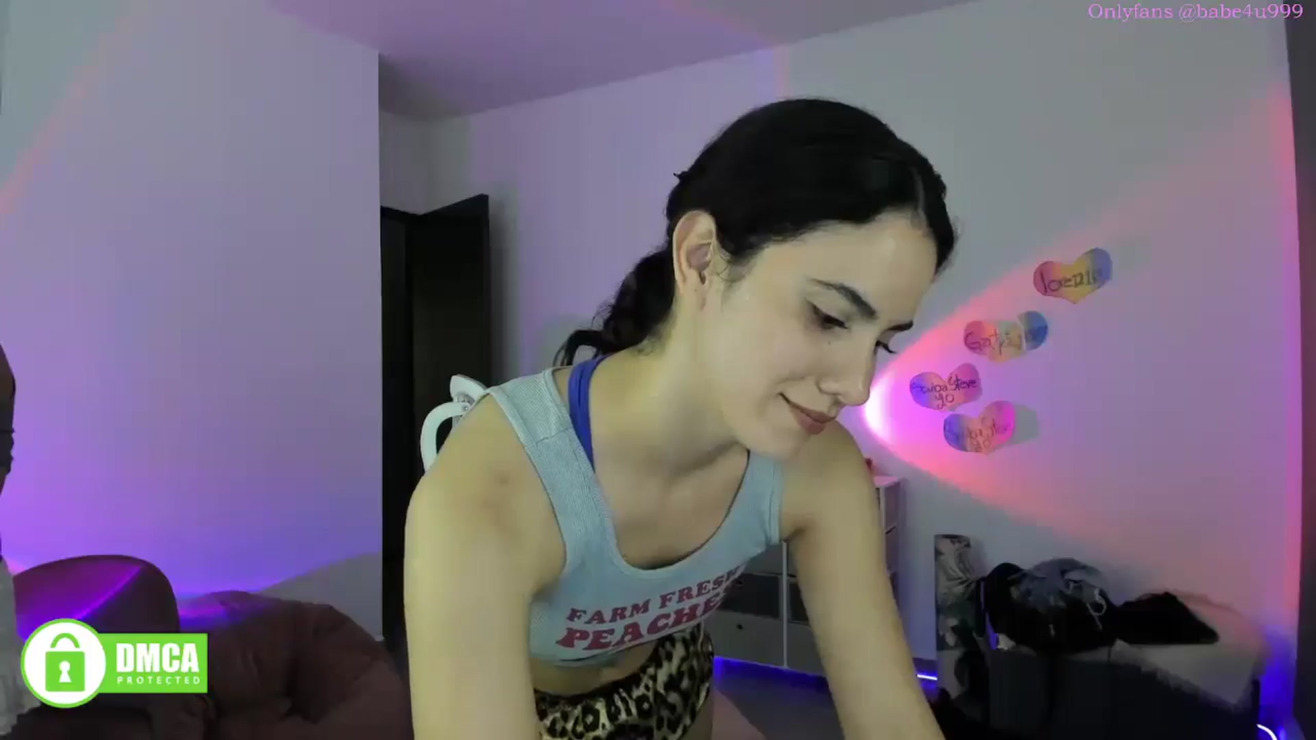 Gallery image thumbnail from MiauuB's myfreecams stream on, 08/21/2025, 03:46 image 19 of 20