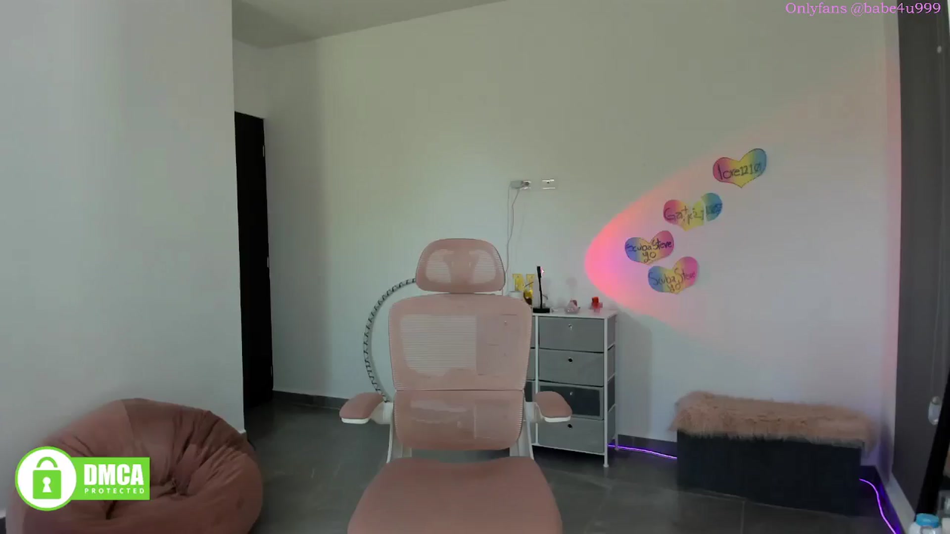 Gallery image thumbnail from MiauuB's myfreecams stream on, 08/21/2025, 23:56 image 7 of 20