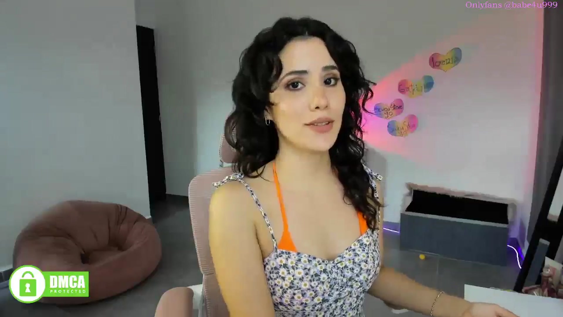 Gallery image thumbnail from MiauuB's myfreecams stream on, 08/25/2025, 23:36 image 7 of 20