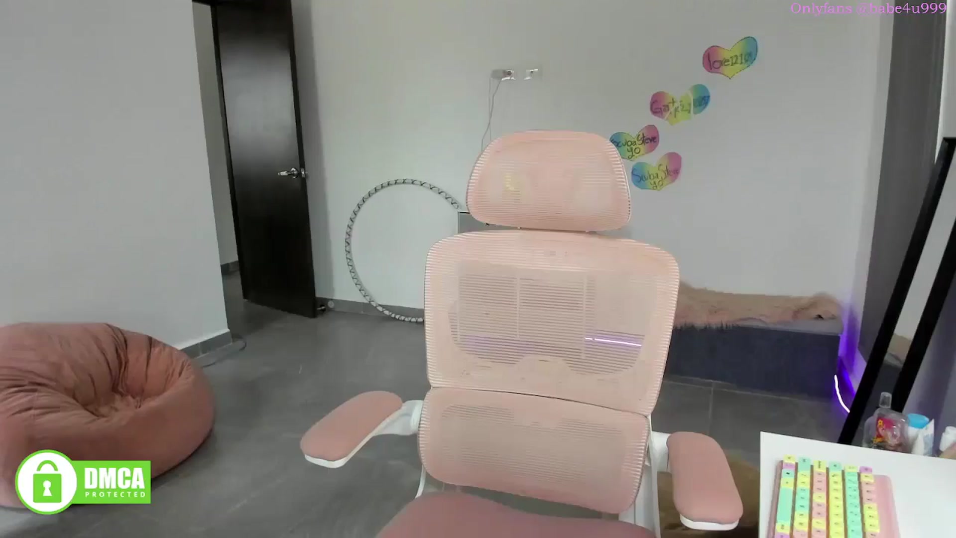 Gallery image thumbnail from MiauuB's myfreecams stream on, 09/01/2025, 22:11 image 5 of 20