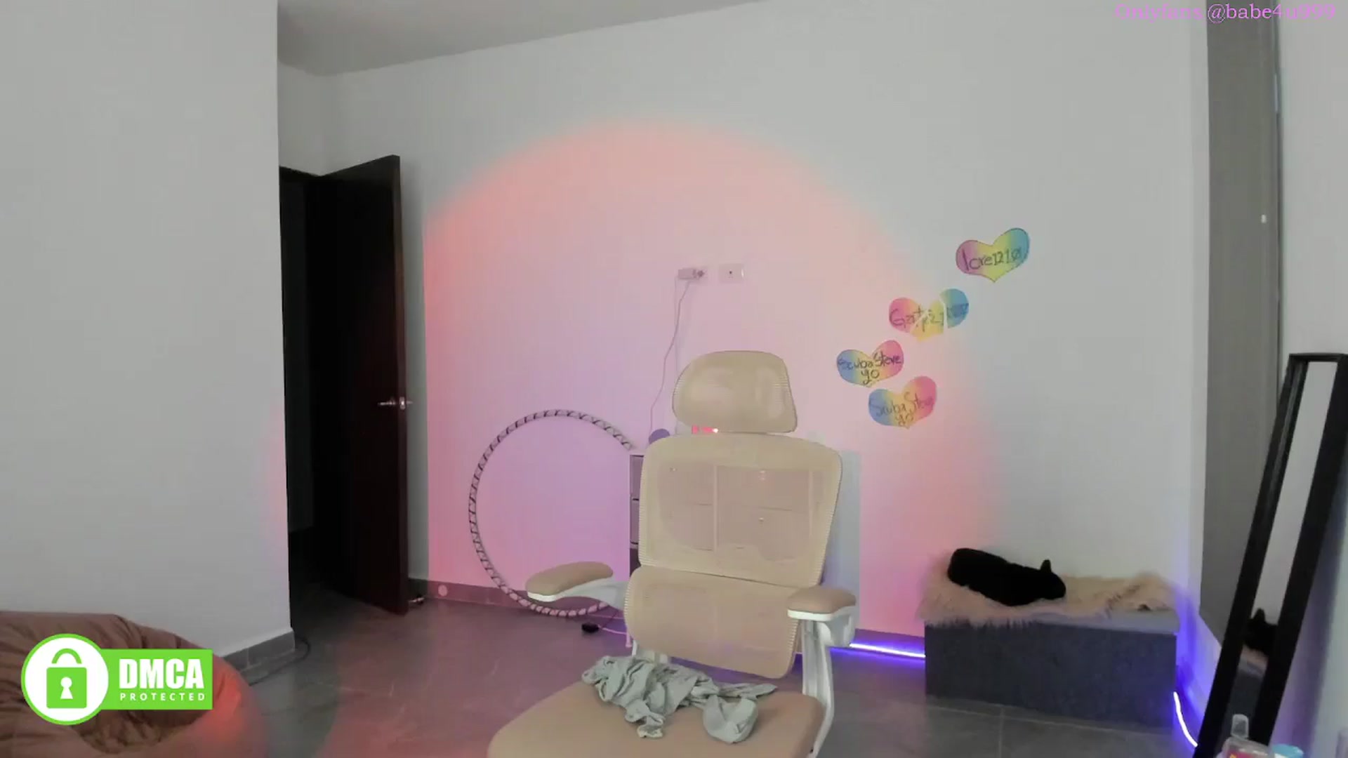 Gallery image thumbnail from MiauuB's myfreecams stream on, 09/02/2025, 24:28 image 19 of 20