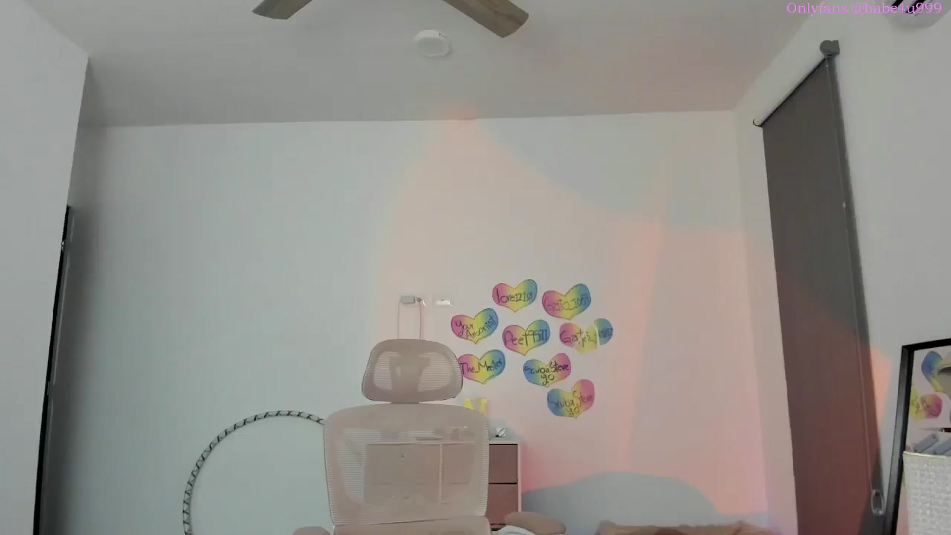Gallery image thumbnail from MiauuB's myfreecams stream on, 10/22/2025, 02:16 image 9 of 20