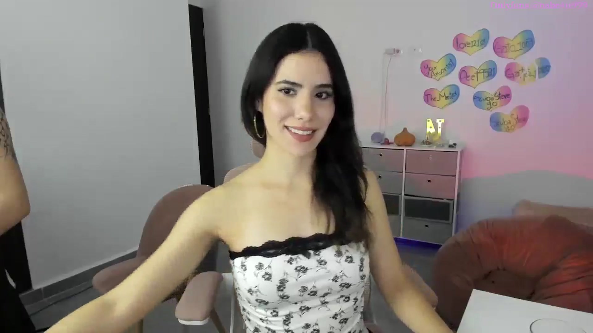 Gallery image thumbnail from MiauuB's myfreecams stream on, 10/27/2025, 03:31 image 9 of 20
