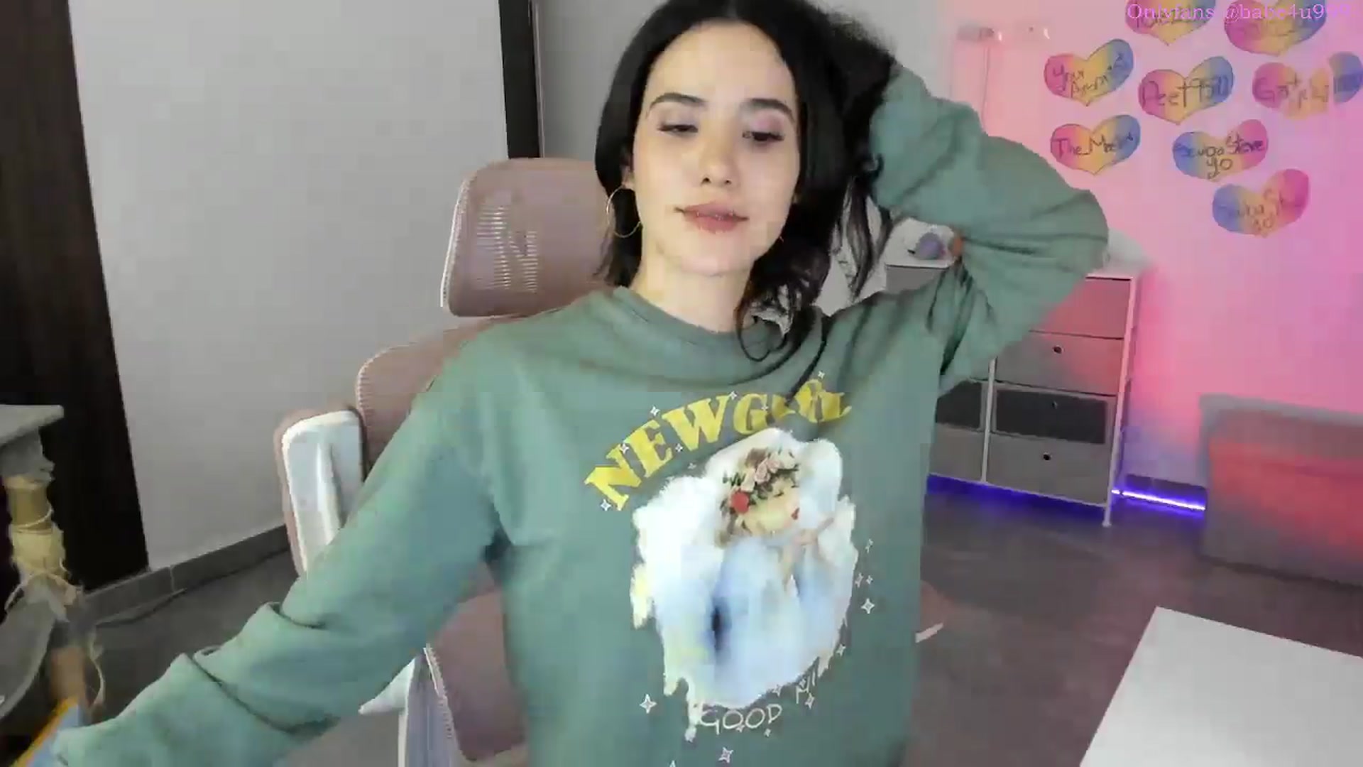 Gallery image thumbnail from MiauuB's myfreecams stream on, 11/09/2025, 24:22 image 15 of 20